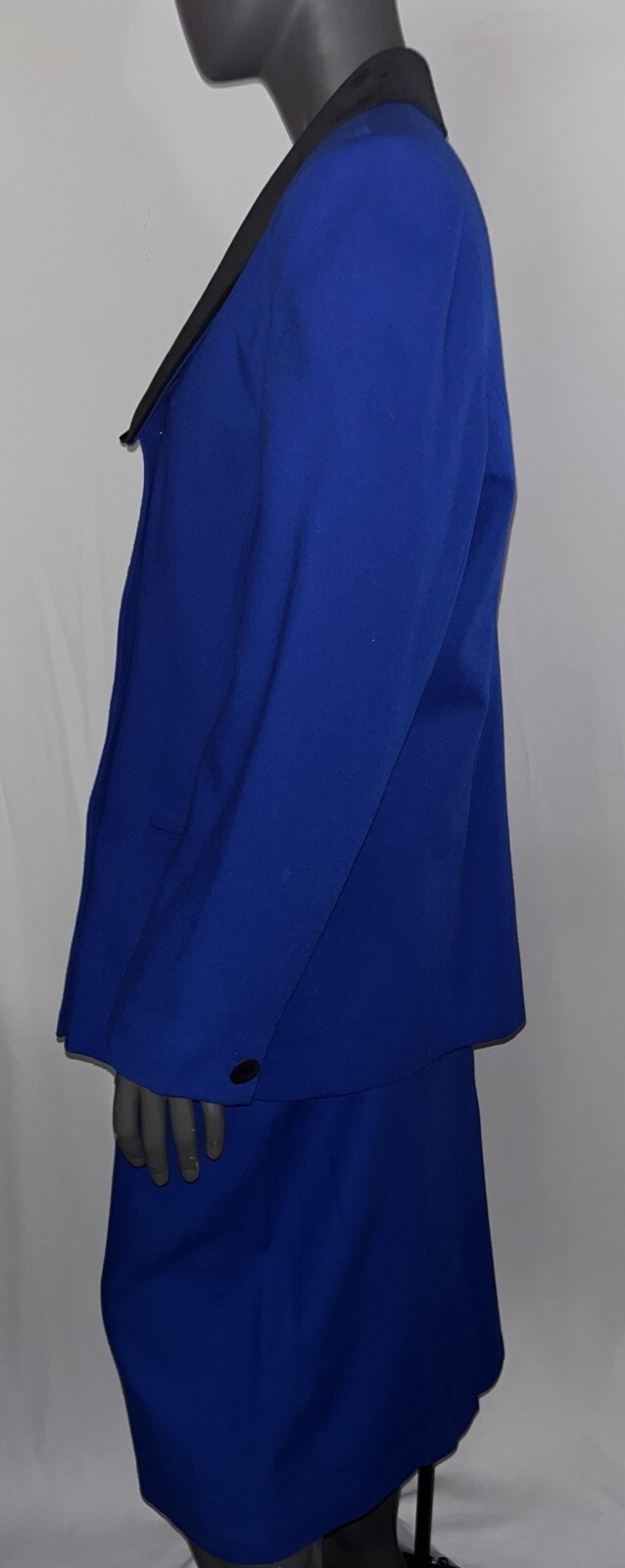 Vtg ‘90’s Suitsme Women’s Royal Blue Blazer Jacket/Skirt Set 18 Tall Made in USA