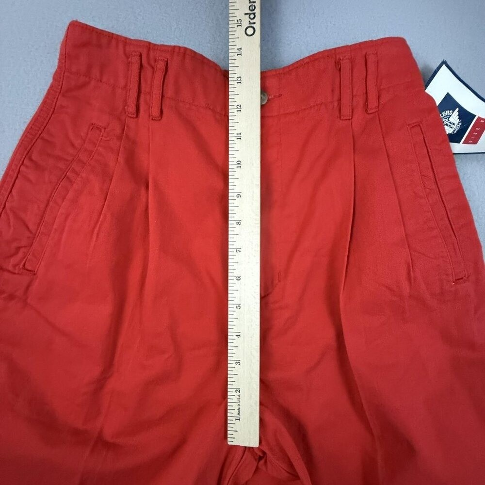 Vintage Dockers Shorts Womens 8 Pleated High Rise Cotton 90’s Cotton Deadstock