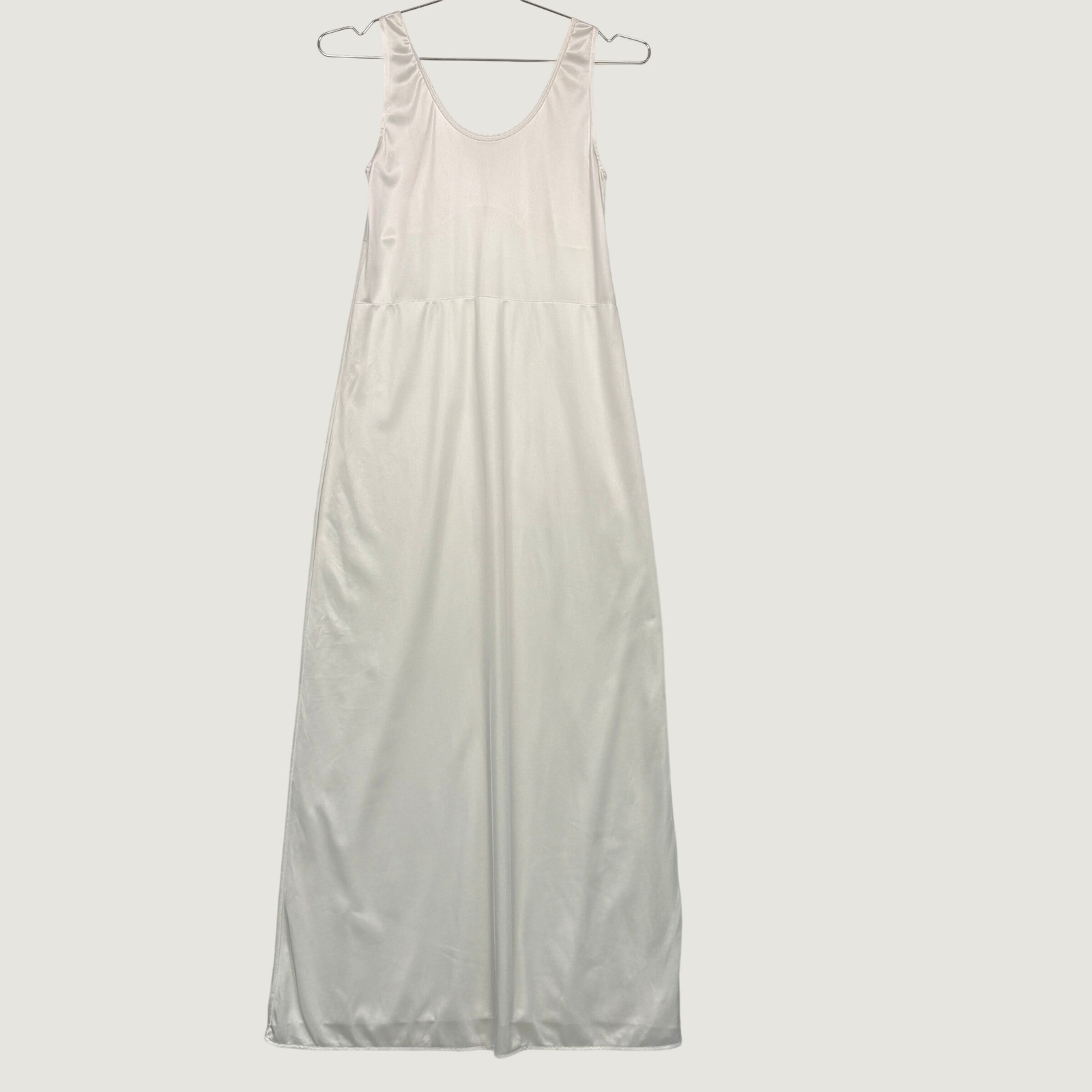 Vintage Women Nightgown X-Small Ivory Sleeveless Maxi Full Slip Nylon