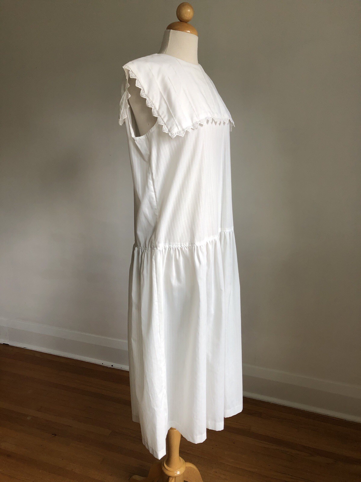 STUNNED VTG ISLE OF CAPRI Dallas White Cotton Drop-waist Prairie Day Dress M/L