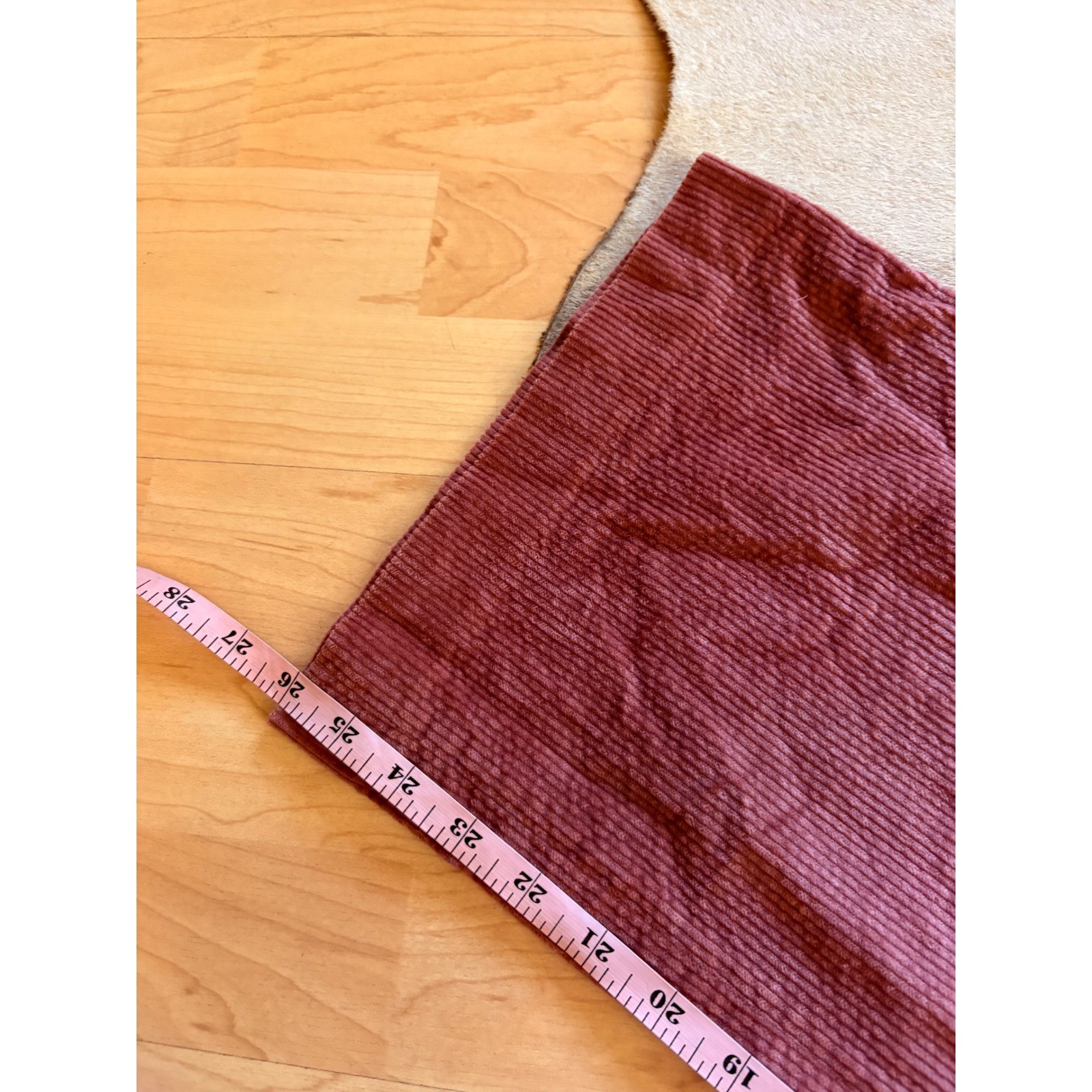 VERONICA BEARD Jiva Cropped Wide Leg Corduroy Pants In Mauve Size 6