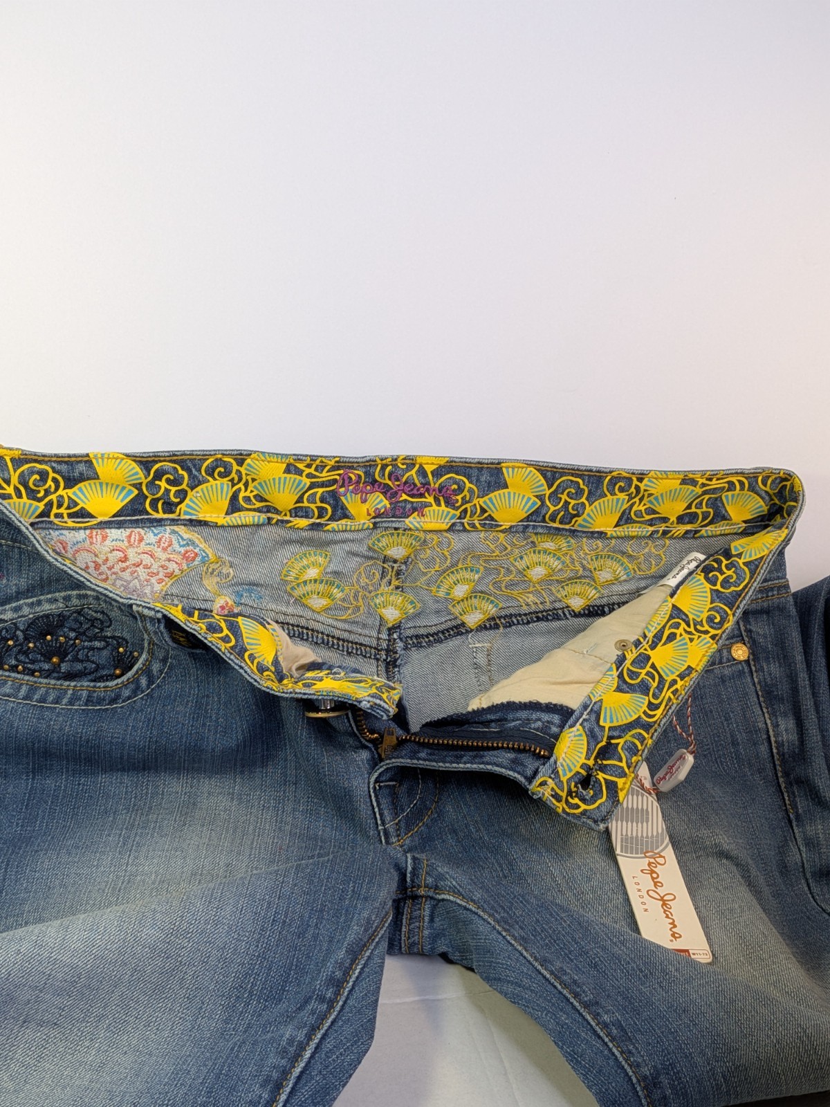 New Pepe Jeans London „Jasmine” Embroidered Peacock & Floral Denim – Size 32
