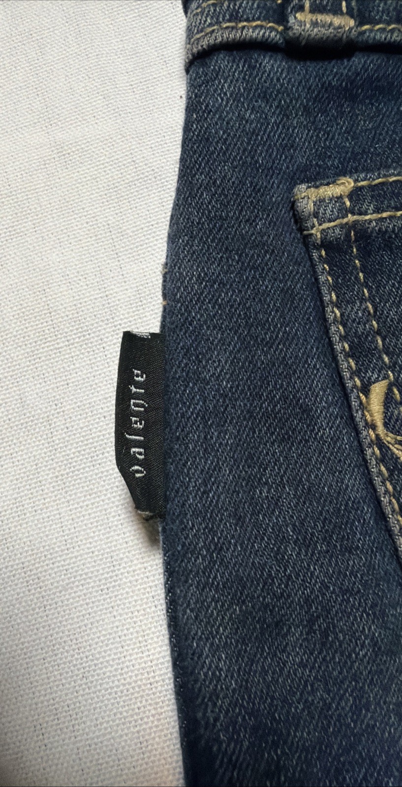 VTG Sergio Valente Jeans 70s 80s Designer Denim Bull Head Patch Pocket Art Sz 26