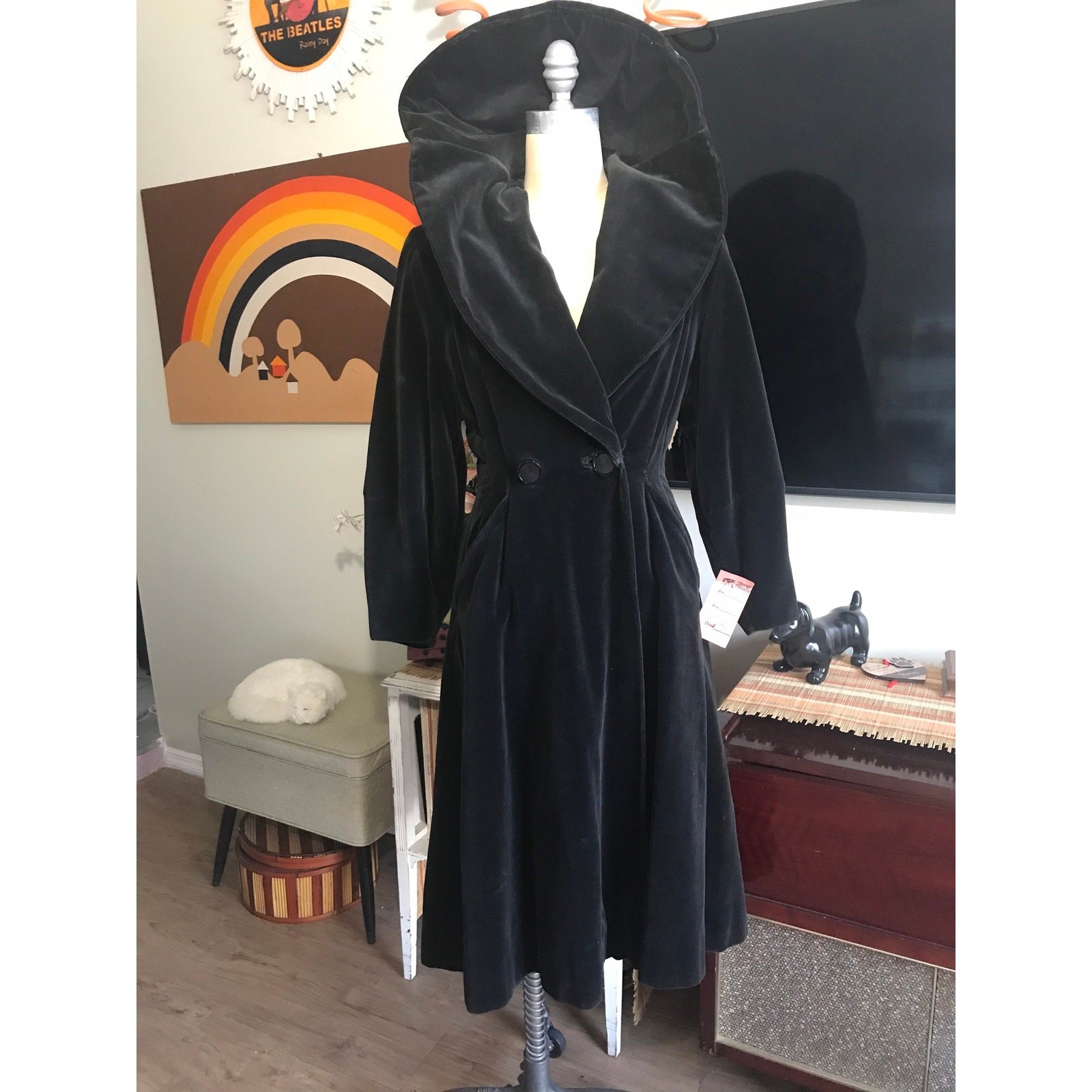 Vintage 1940s Black Cotton Velvet Coat Satiny Acetate Lining Pleated Back