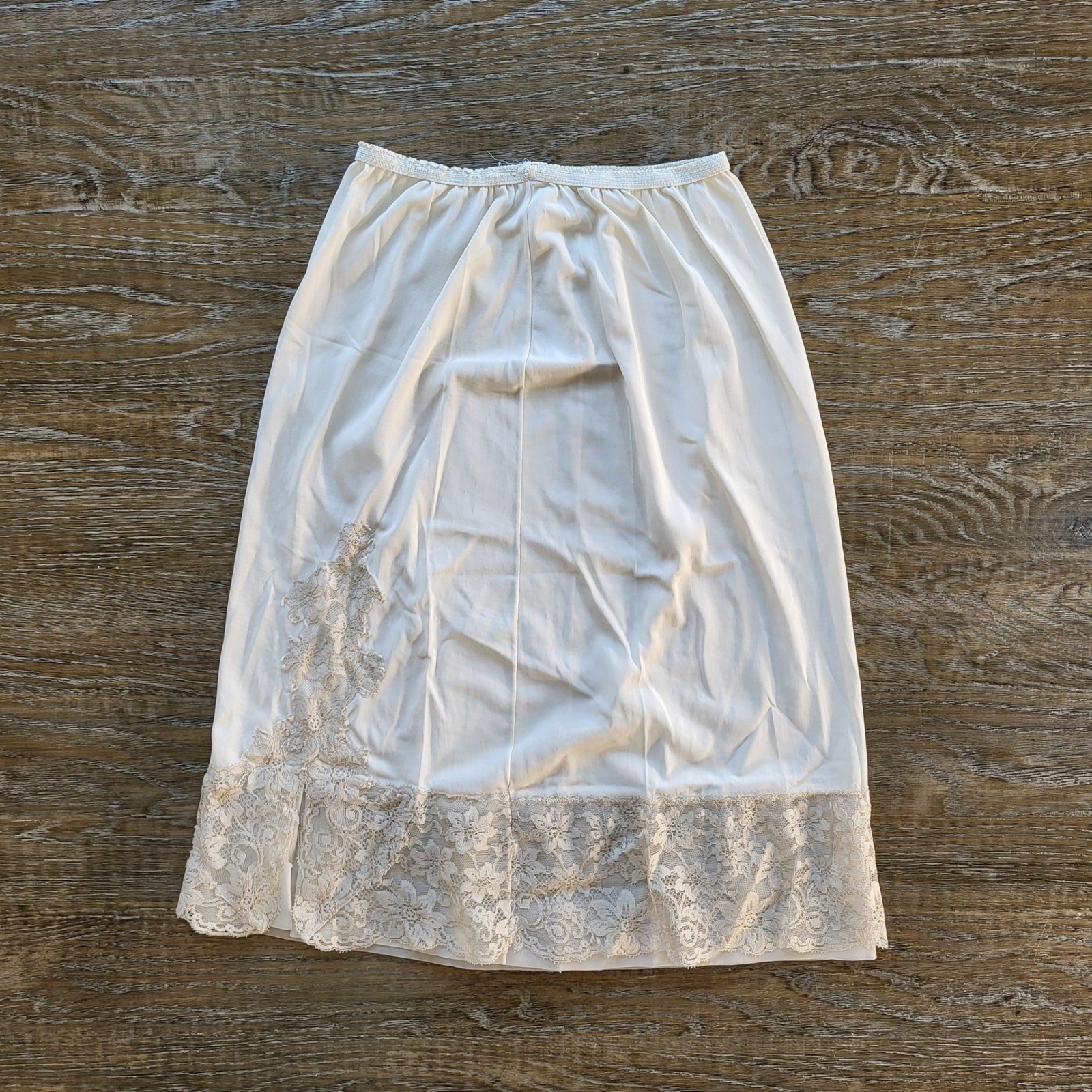 Vintage Ivory Lace Trim Half Slip Skirt Floral undergarment Lingerie 80’s