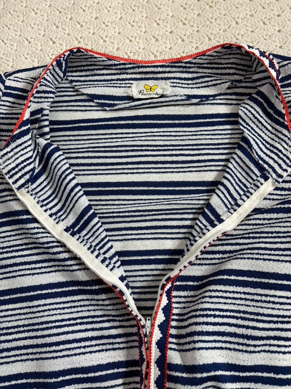 Vintage 60s 70s Flutterbye House Dress Coat Polyester Striped Red White Blue XL