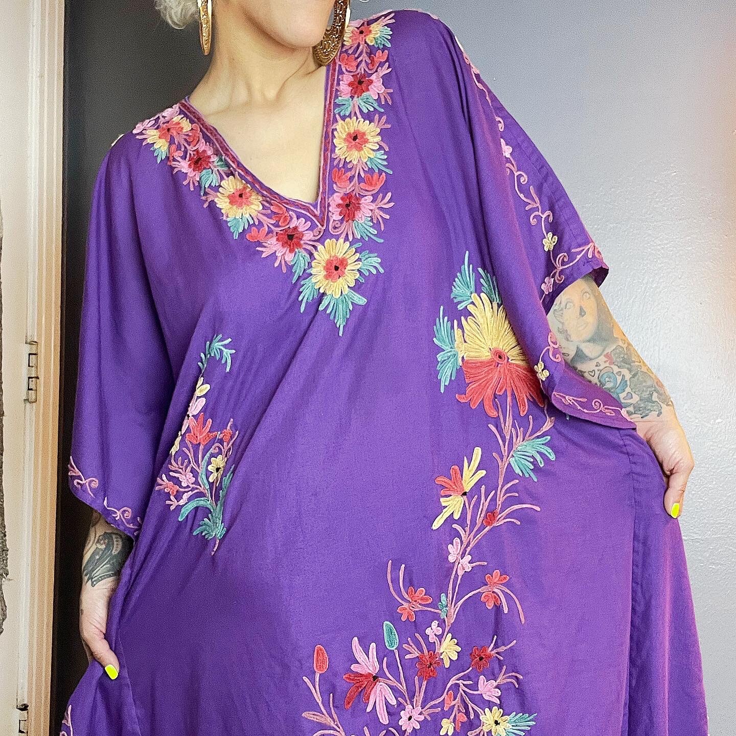 ROYAL PURPLE 70’s 70s Corded Embroidery Embroidered Vintage Caftan Kaftan Dress