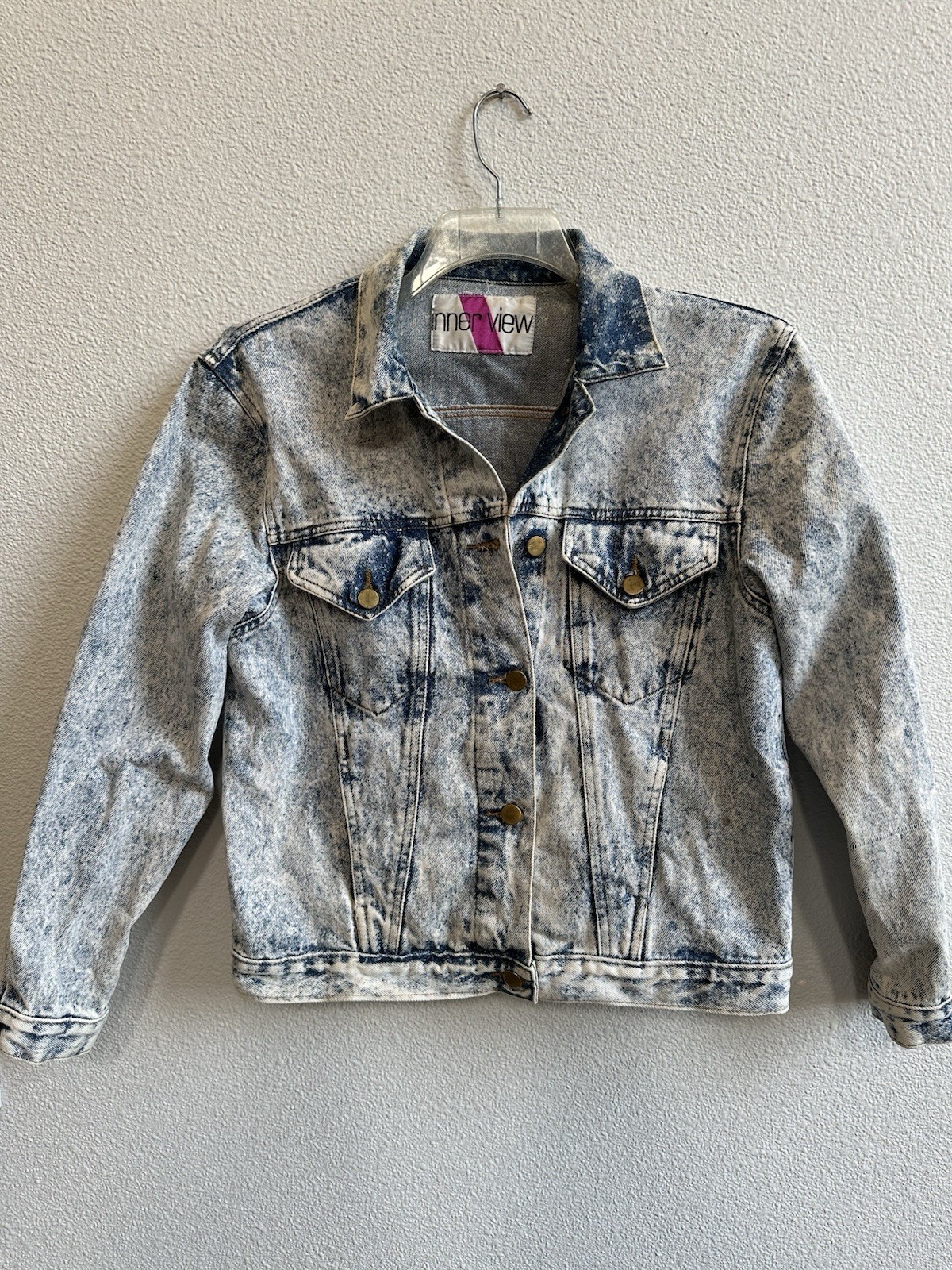 Vintage 80s Acid Wash Jean Jacket Embossed Floral Crest Denim Trucker Biker M-L