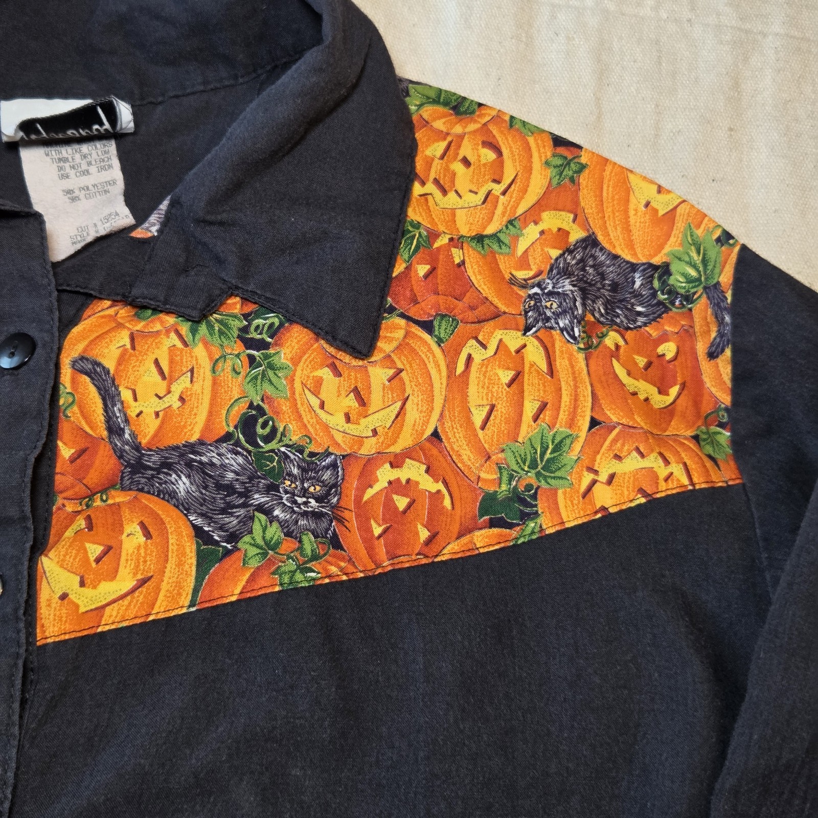 Vintage Black Cat Button Down Size Large Pumpkins Halloween Fall Whimsigoth Goth
