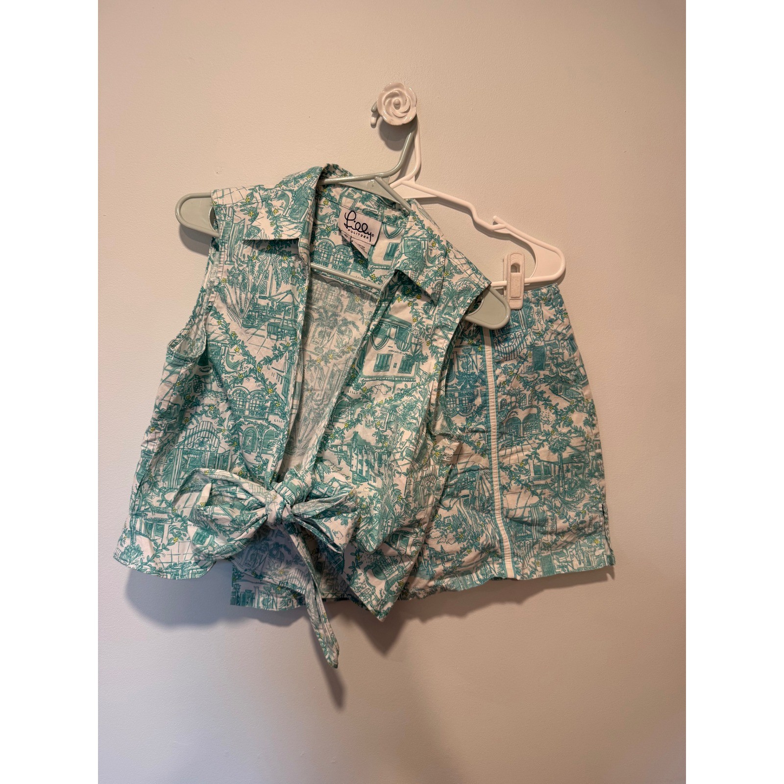 Lilly Pulitzer Vintage Y2K Toile Print Tie Front Top and Skort Set Teal White 10