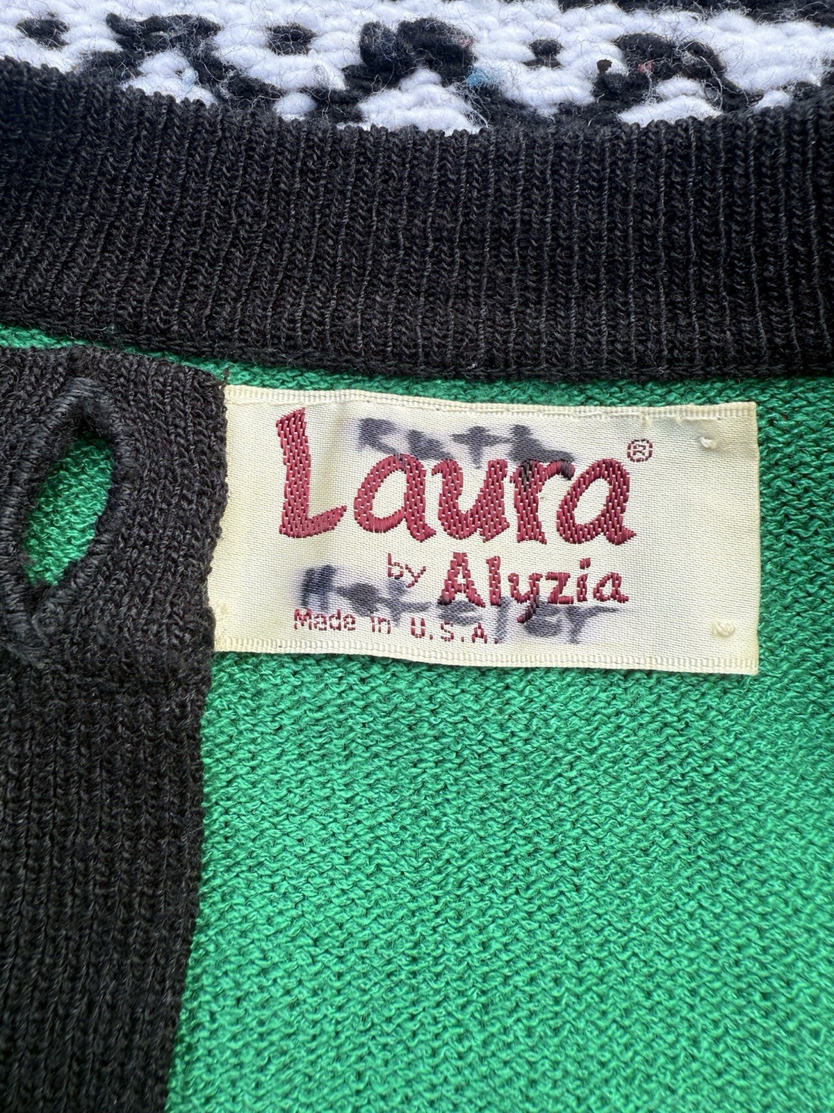 Vintage 1980’s Laura By Alyzia Colorful Knit Sweater Button Front Cardigan M/L