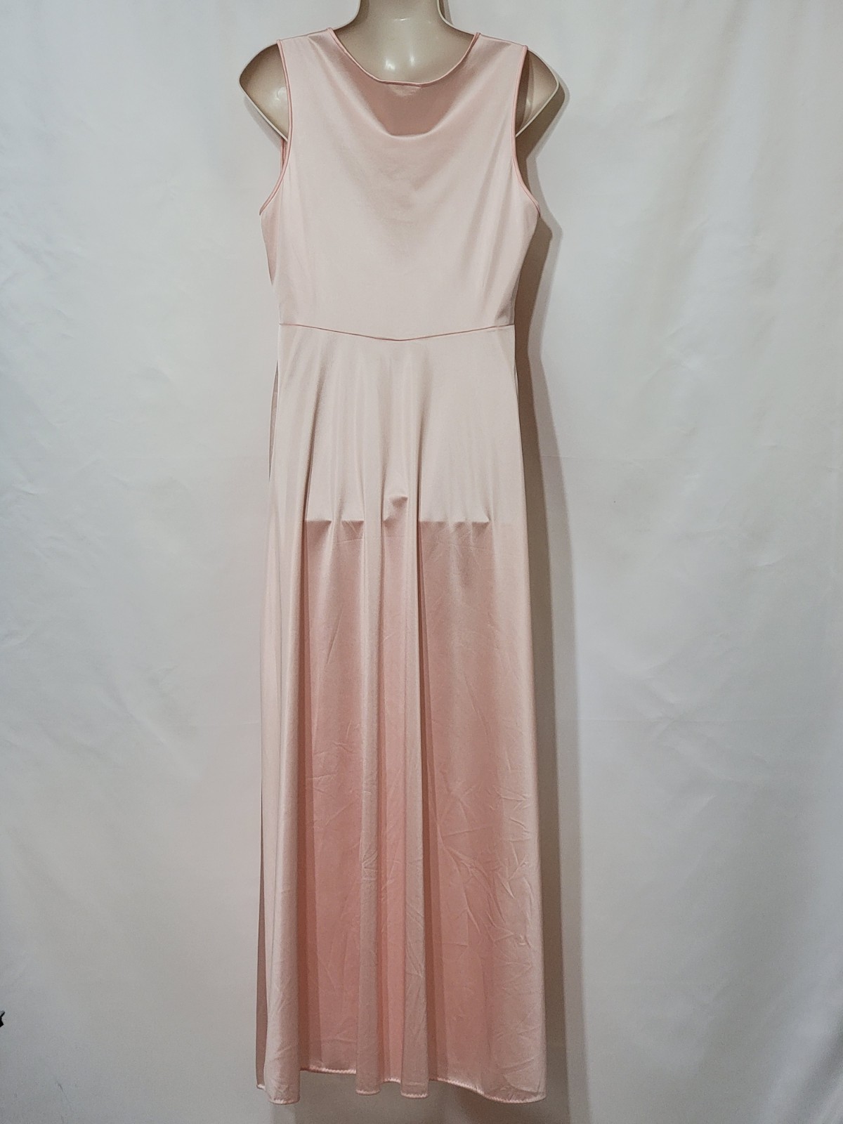 VINTAGE JOLIE TWO LONG PINK NYLON NIGHTGOWN LACE BODICE MED JCPENNEY USA MADE