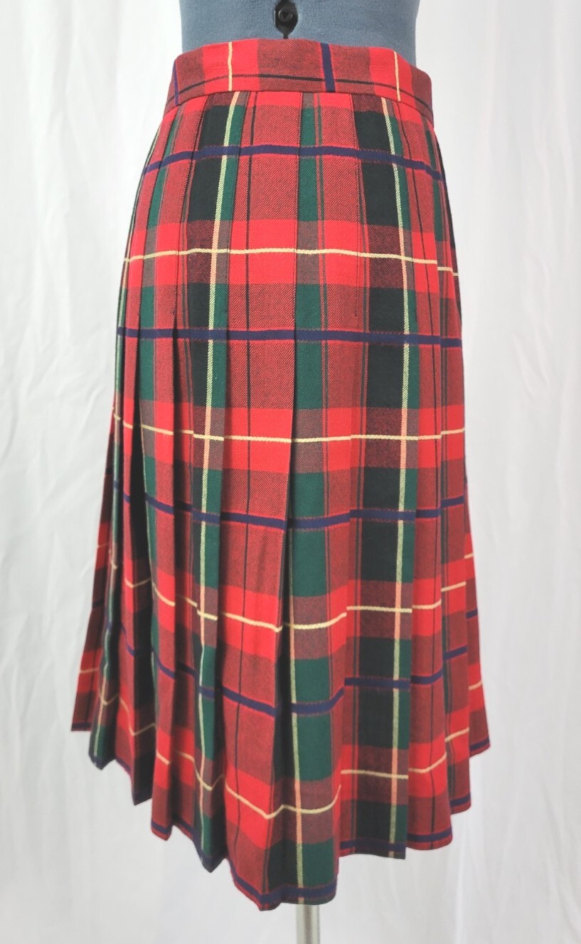 Vintage Talbots 100% Wool Red/Green/Black Plaid Pleated Skirt Size 10