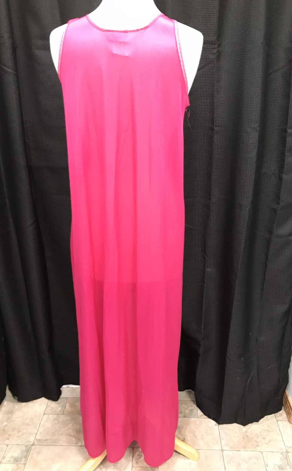 Vtg Vassarette Hot Pink Magenta Nightgown Sleeveless V Neck Small Nylon USA FLAW