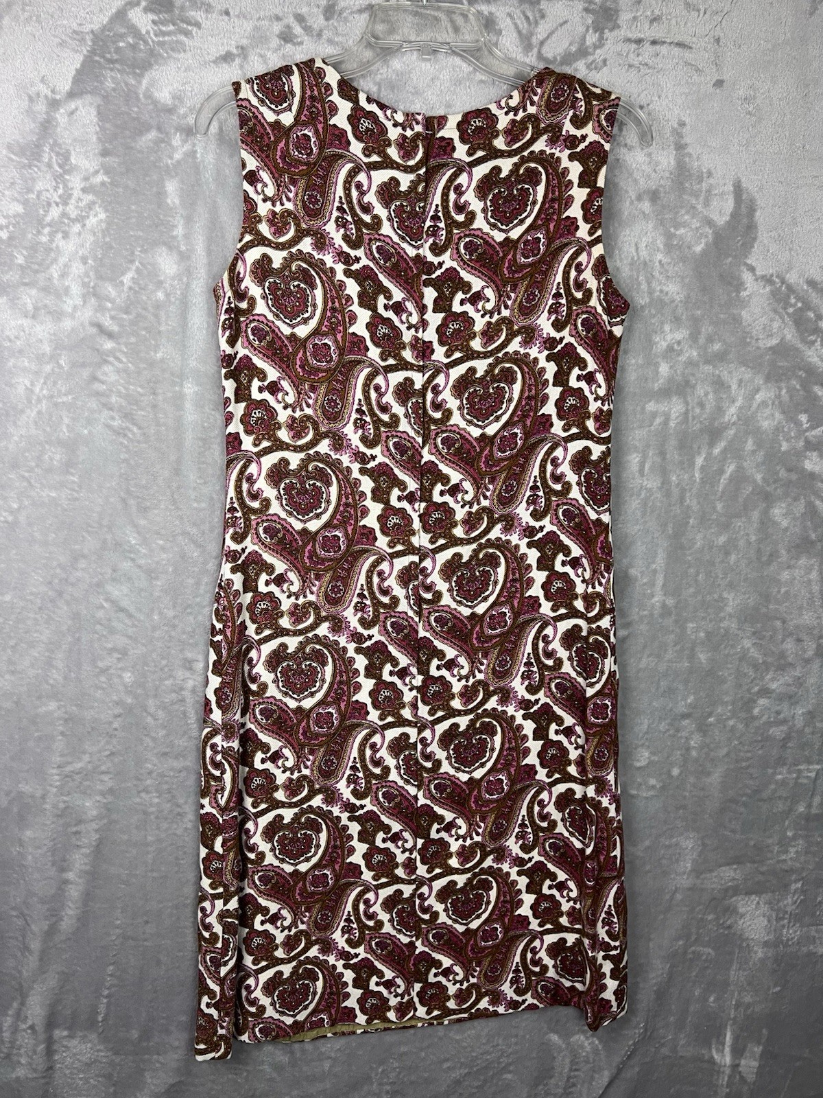 VTG 1960’s 1970’s Shift Dress Size 2 Pink White Paisley Majestic Brand Groovy