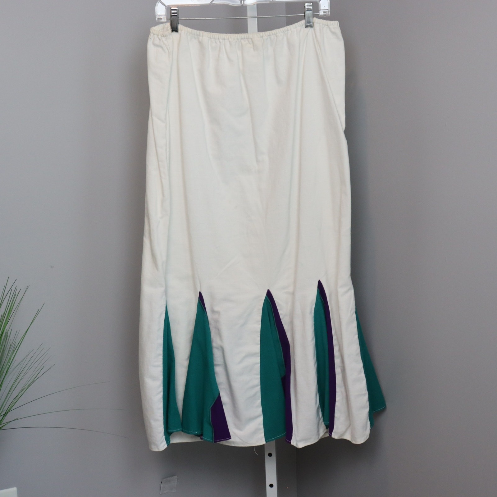 Tipicano White Cotton Skirt L Flared Panels Green Purple Festival Mardi Gras
