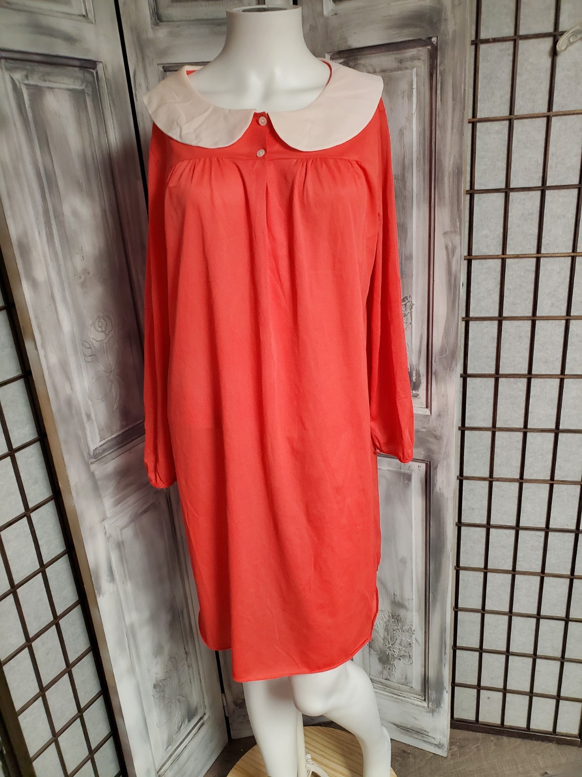 Vtg M PETER PAN COLLAR Nightgown 60S Nightie Nightshirt Mod Cute Nylon