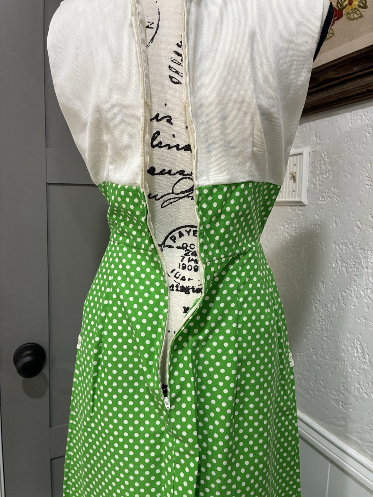 Vintage 1960’s Lounge Craft Green & White Polka Dot Dress – Groovy
