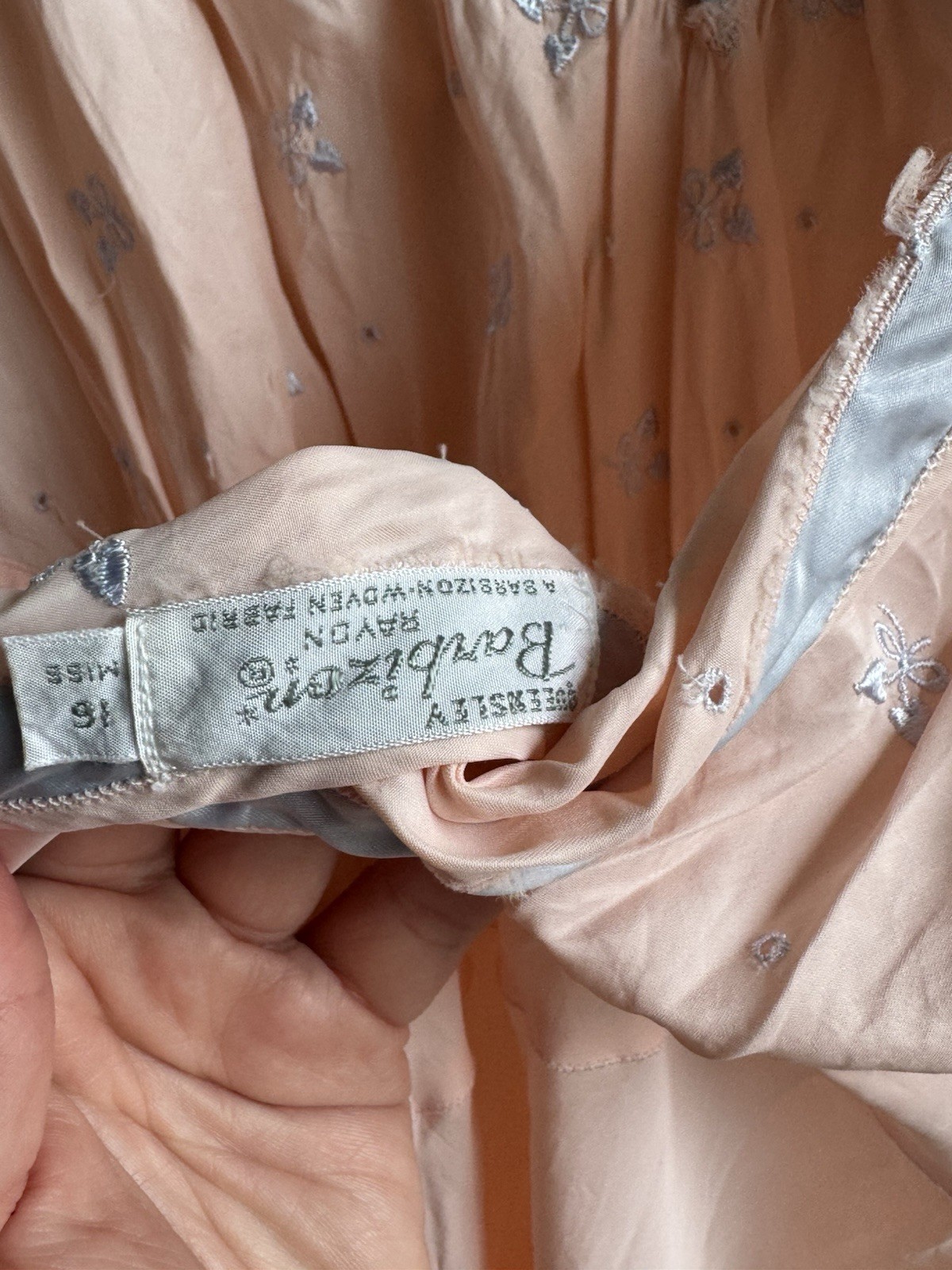 1940 Vintage Barbizon Rayon Nightgown Peach With Blue Detailing Size Miss 16