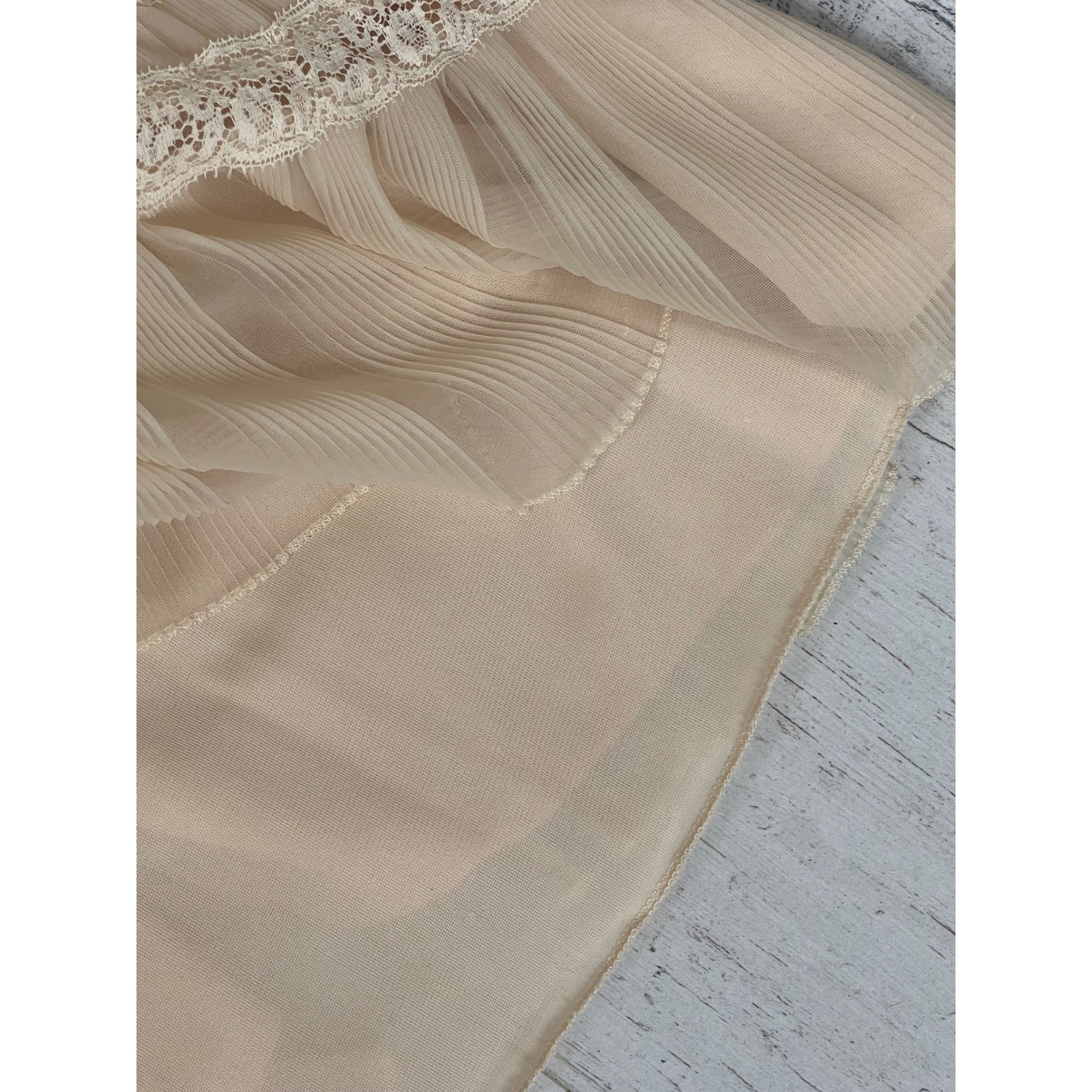 Vintage Charmode Sears Roebuck Nude Lace Pleated Ruffle Full Slip Dress Size 38