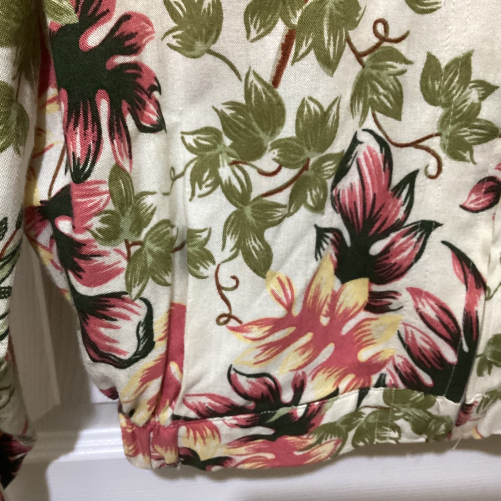 VTG 90s OUTBACK RED Blouse Top Jacket Zip Cropped Floral Rayon ~Small