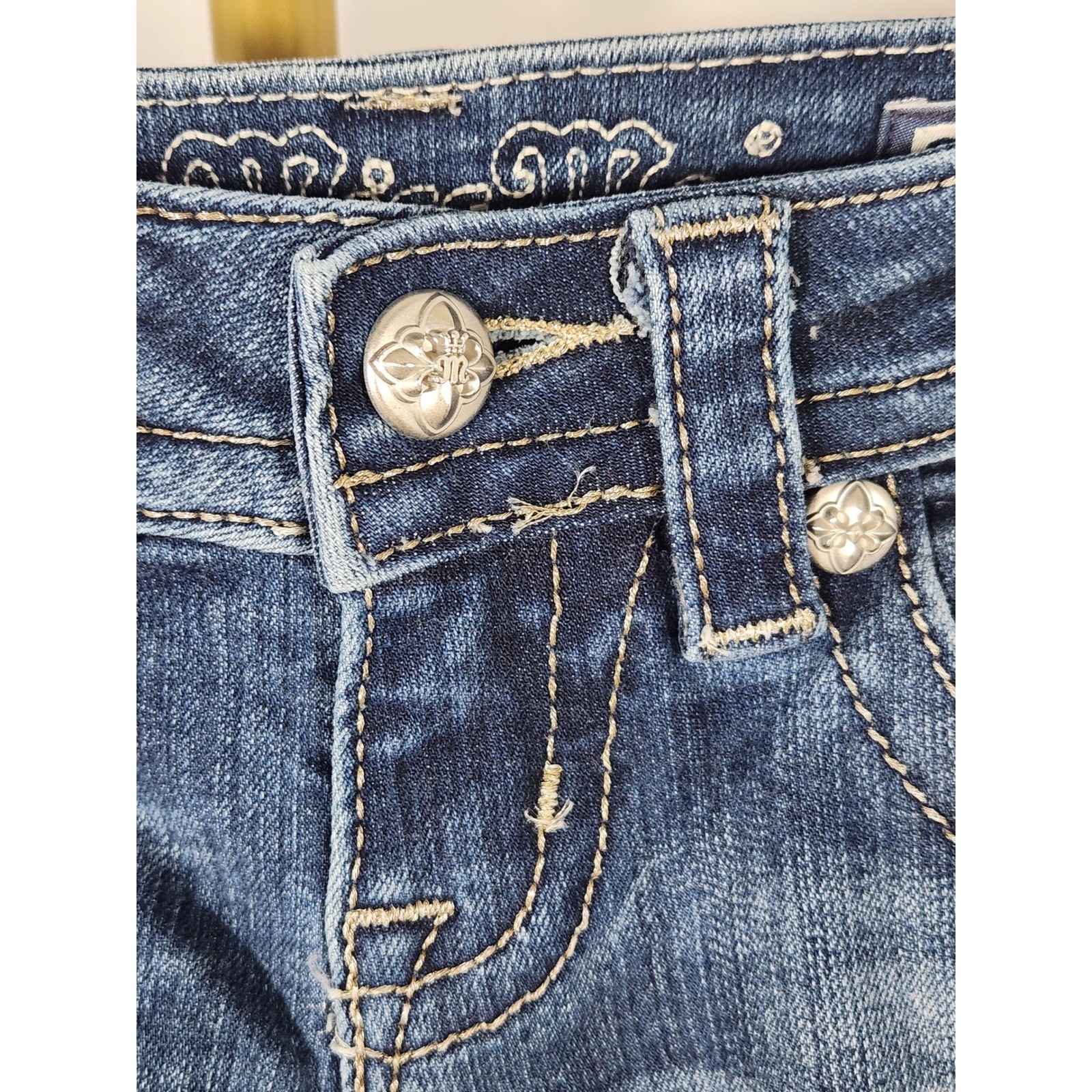 Miss Me Signature Rise Boot Jean Floral Rhinestone Embroidered Pocket Sz 24 Y2K