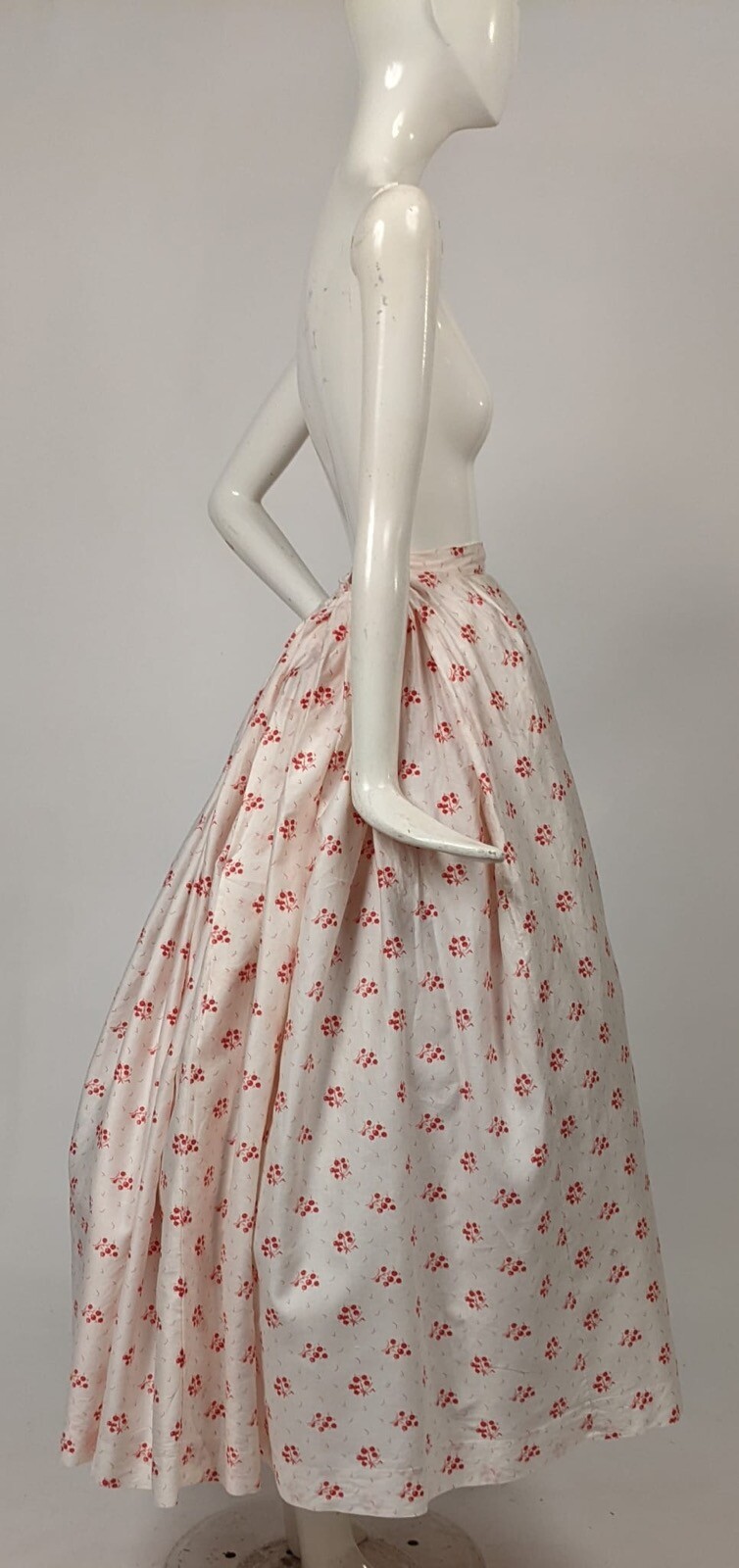 VICTORIAN 19TH C APPLE PRINT COTTON BUSTLE SKIRT