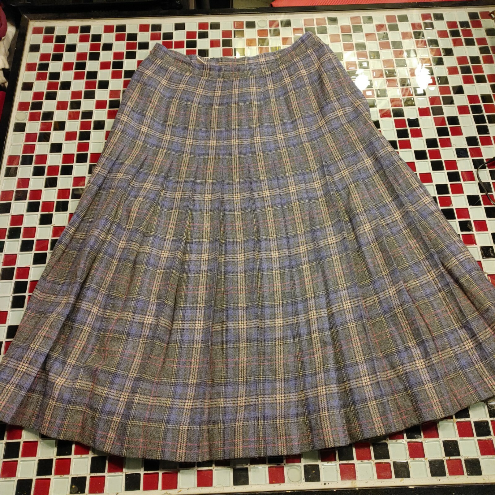 VTG 70’s Women’s PENDLETON ~ Sz 10 ~ Wool Plaid Check GREY BLUE PINK Scarf SKIRT