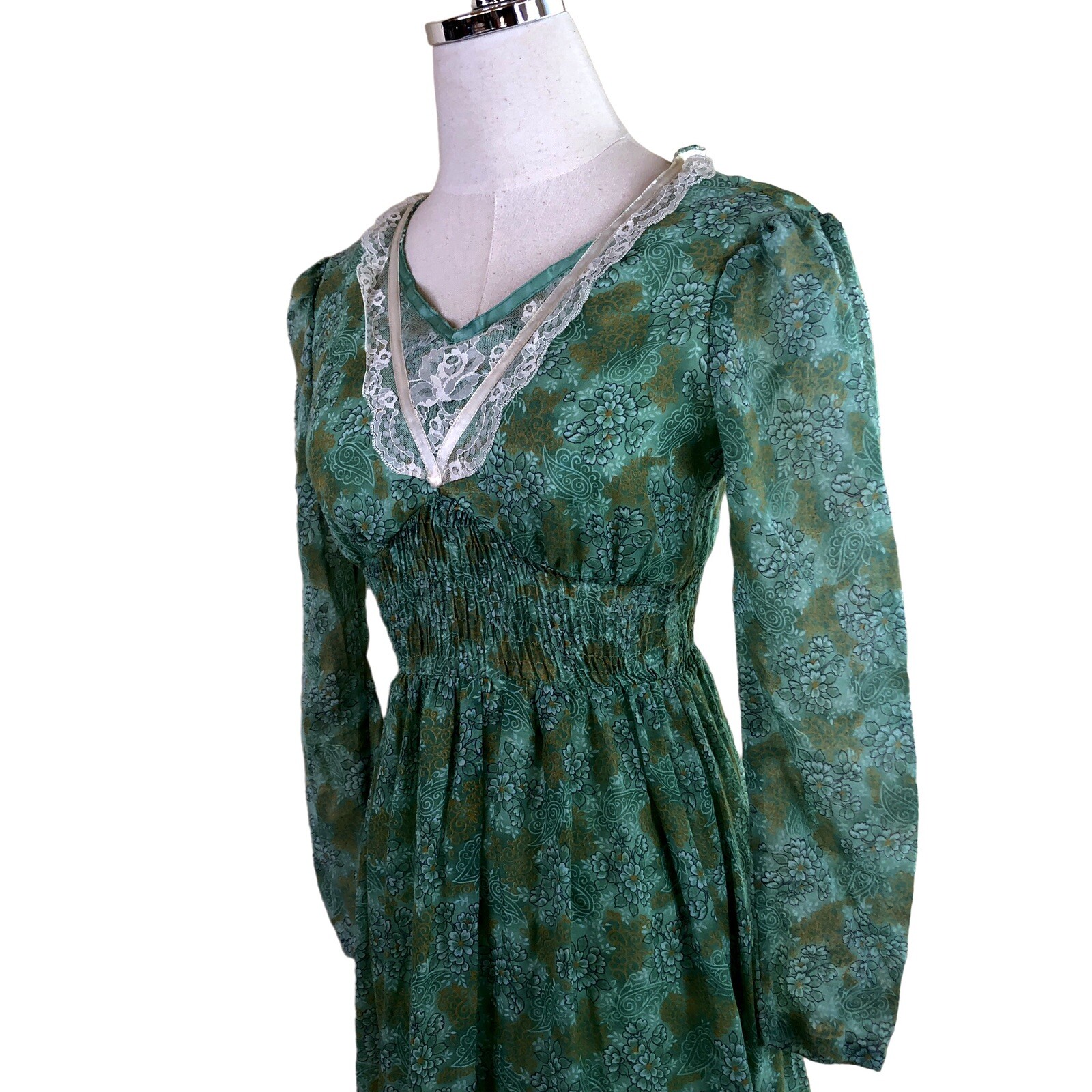 Vintage Maxi Prairie Dress Candi Jones of California ￼Green Floral Boho 70s Sz 3
