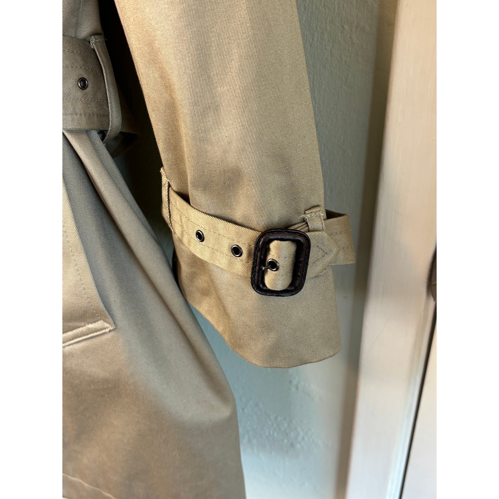 Banana Republic Trench Coat Tan Khaki Double Breasted Belted Classic Preppy Chic