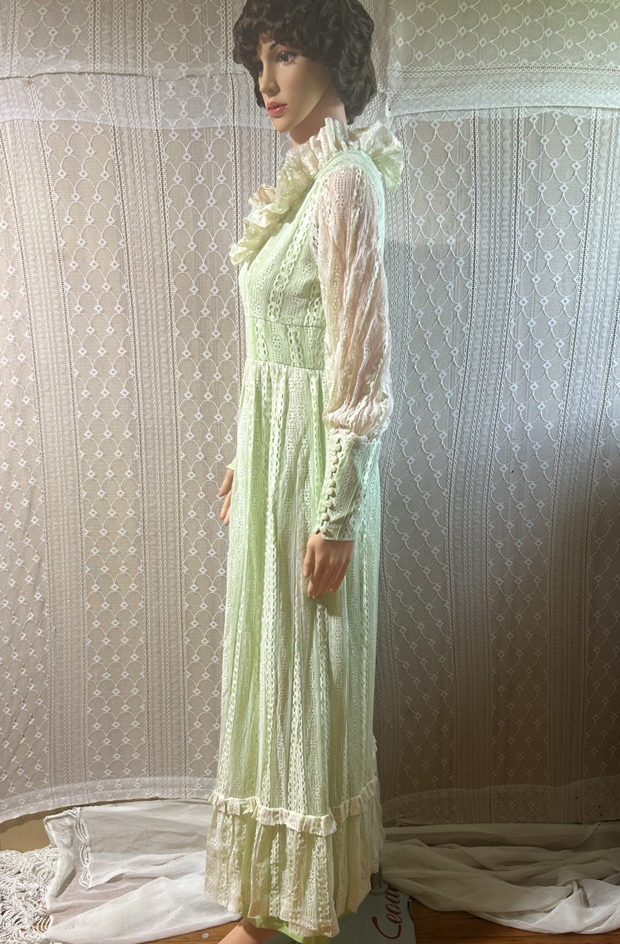 Vintage 1970s Prairie Dress Victorian Lace Folklore Cottagecore Lime Maxi S 27W