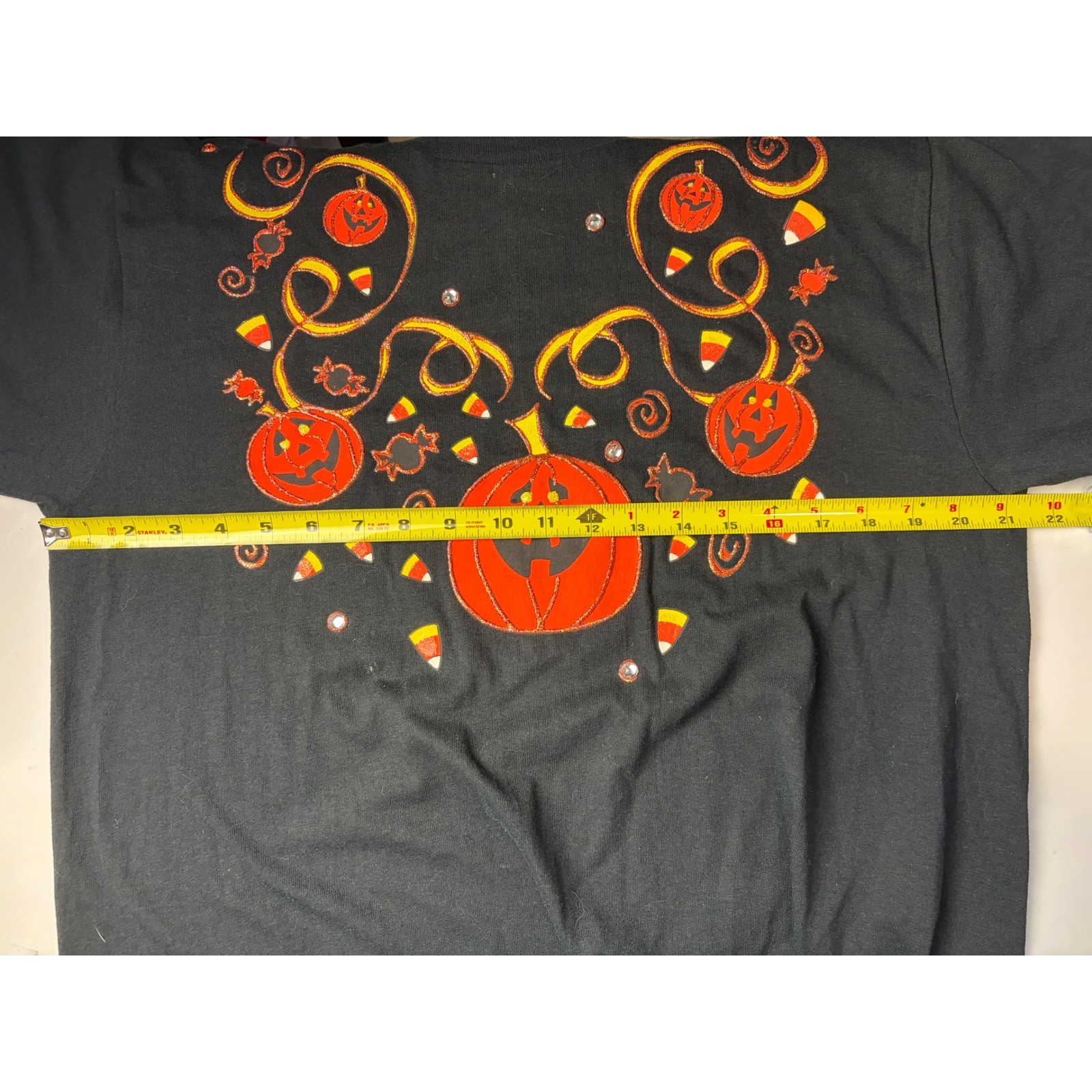 Vintage 90s Era Puffy Paint Halloween Pumpkin Candy Corn T-Shirt Black Large