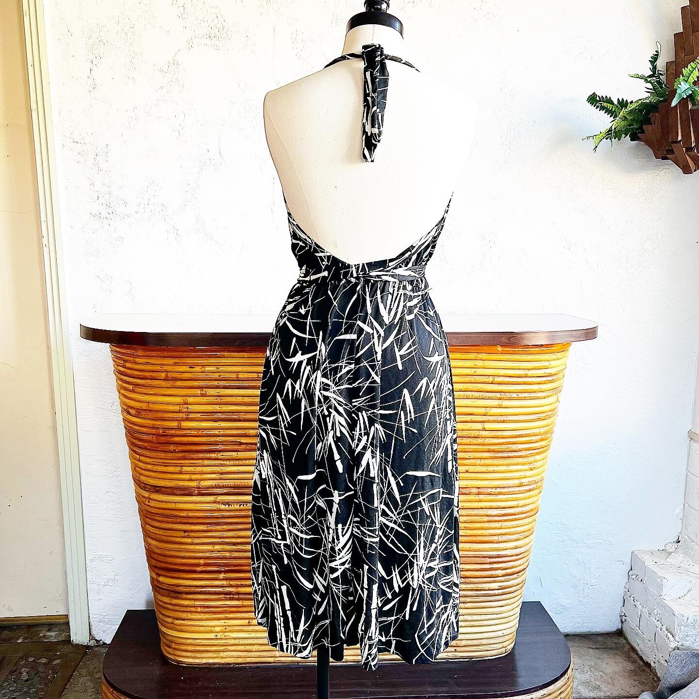JOY STEVENS CALIFORNIA 70’s Black White Bamboo Tropical Vintage Halter Dress M