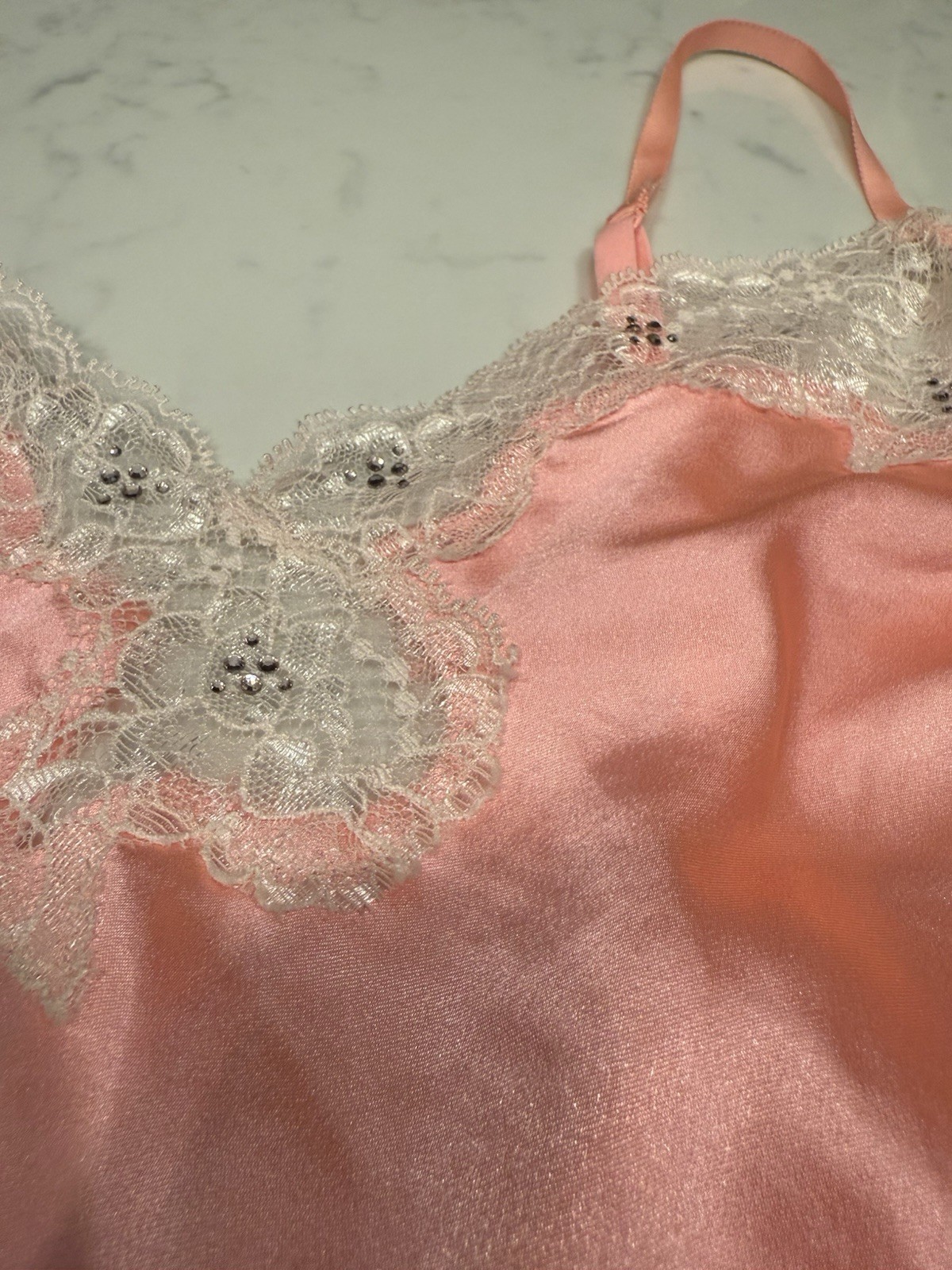 Vintage Victoria’s Secret Stain Pink Lace trim Mini Slip Dress Nightie Woman’s L