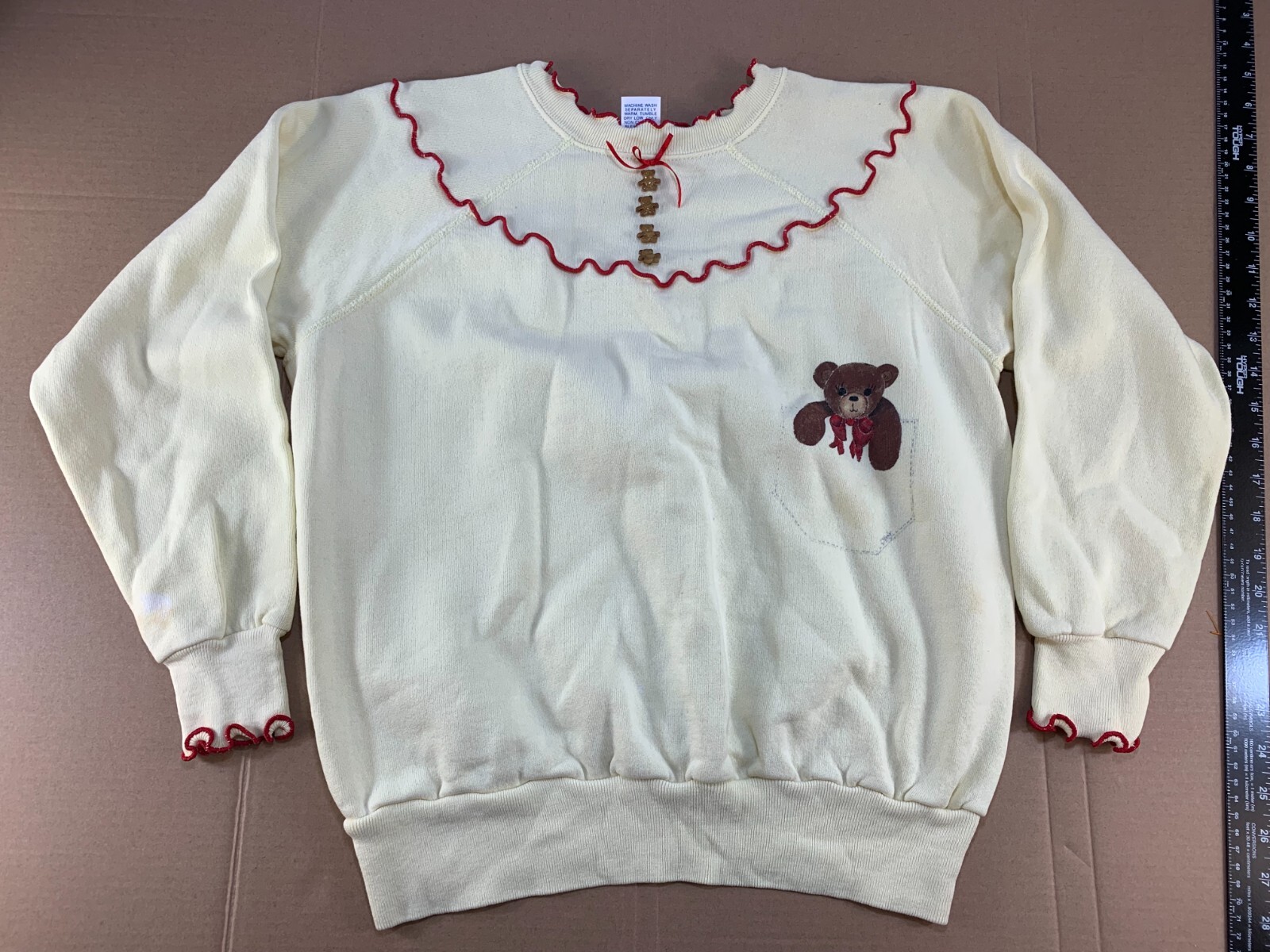 Vintage 70s 80s Teddy Bear Lace Womans Girls Sweatshirt High School Surf Hippy