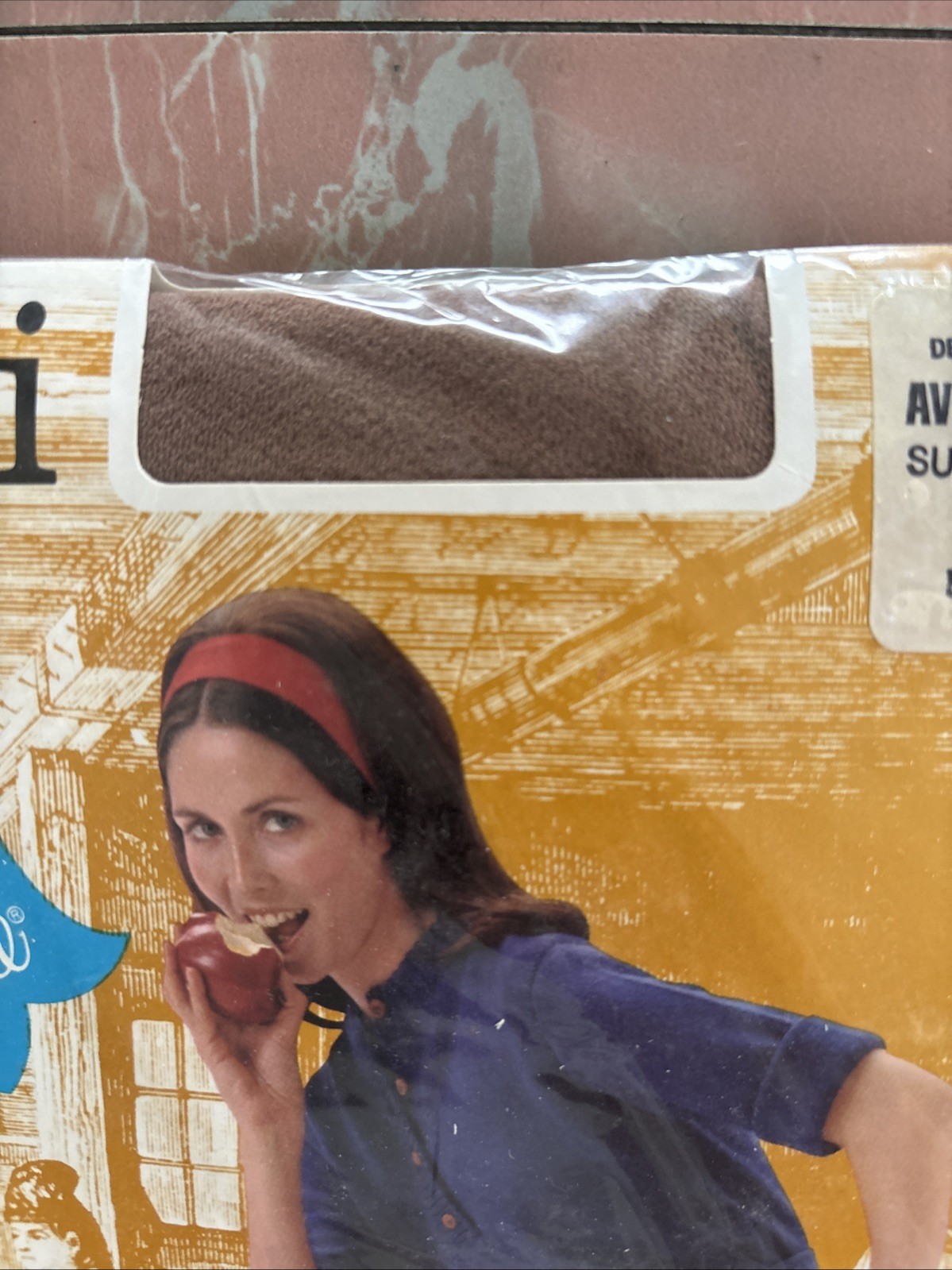 VTG NOS 70s Petite Belle Panti Hose Average Suntone 100% Nylon Woolworth NY USA