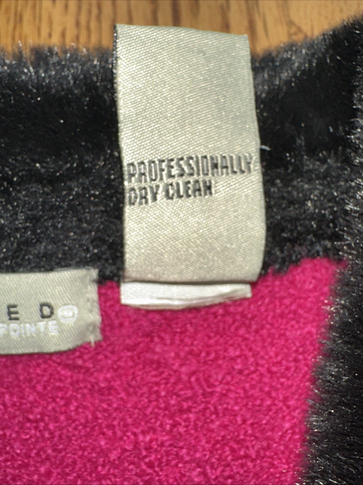 VTG Inspired By Bellepointe Fuscia Lambs Wool Cardigan Black Faux Fur Trim NICE