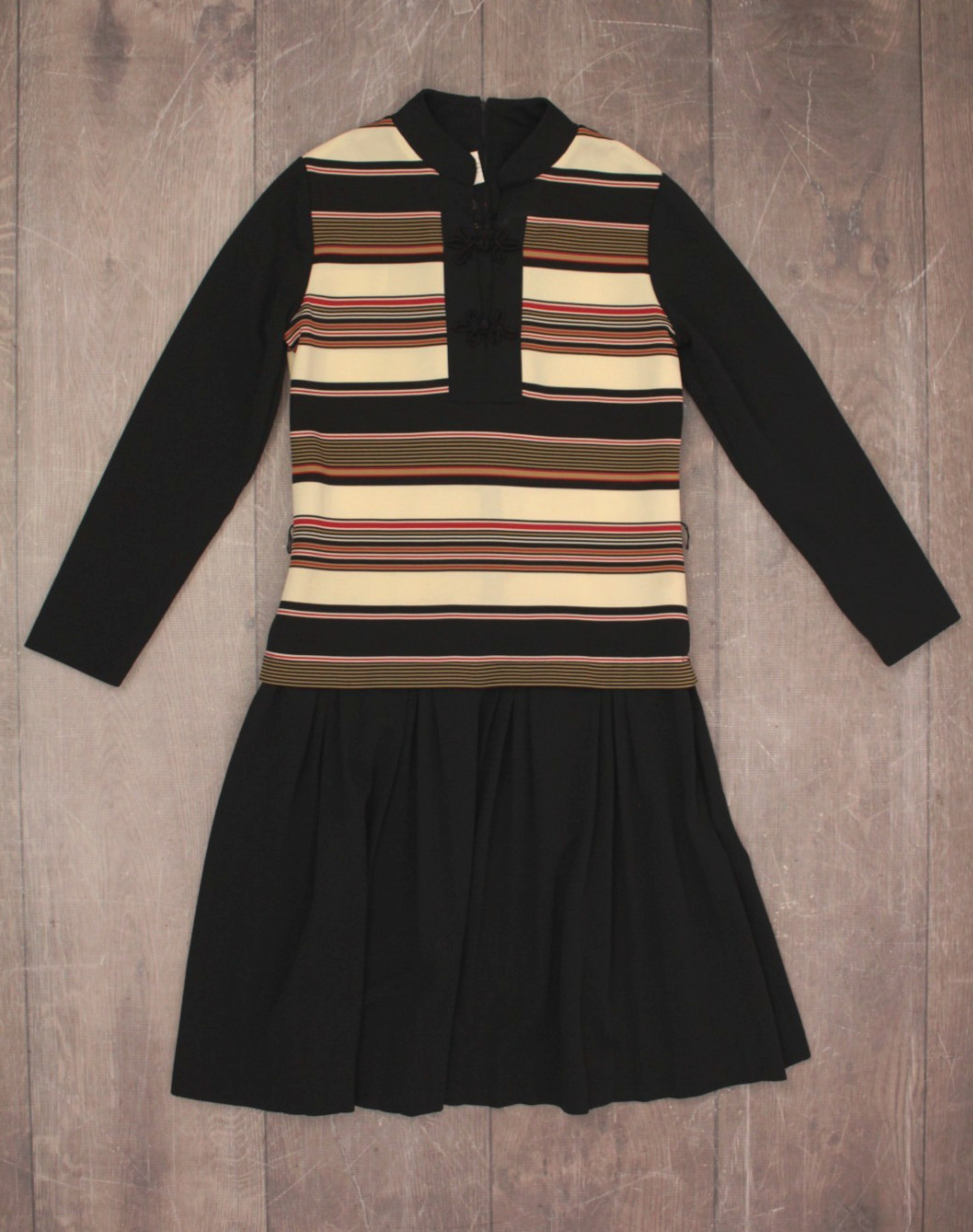 VTG Women’s 60s Black Cream & Red Striped Drop Waist Midi Dress Sz M 1960s