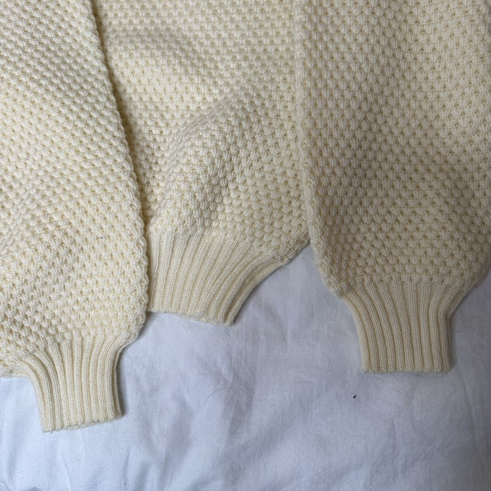 Vintage 80s Winter Sweater Nordic Granada Abstract Size Large Check Measurements