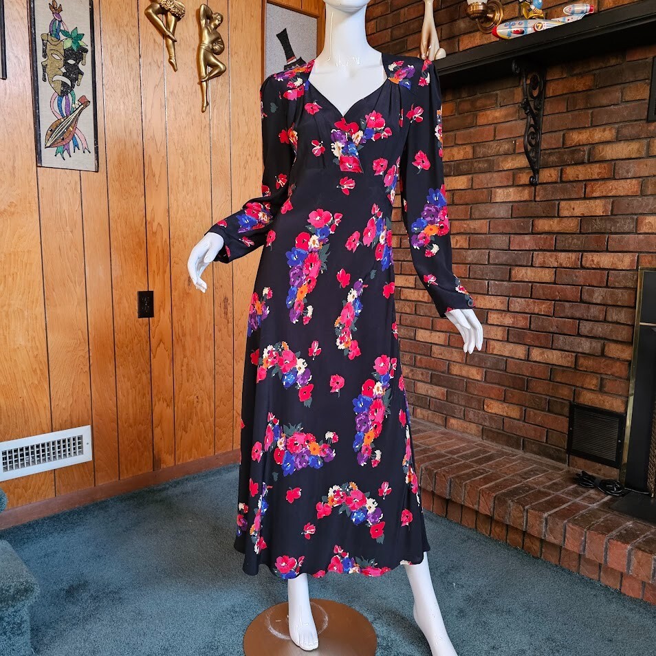 Vintage 80s does 40s Rayon Dramatic Floral Rayon Midi Formal Tea Party Dress M/L