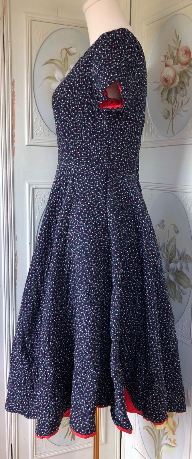 VTG 50s RAYON? QUILTED FULL CIRCLE DAY DRESS BLUE PINK GREEN NOVELTY STARS EUC