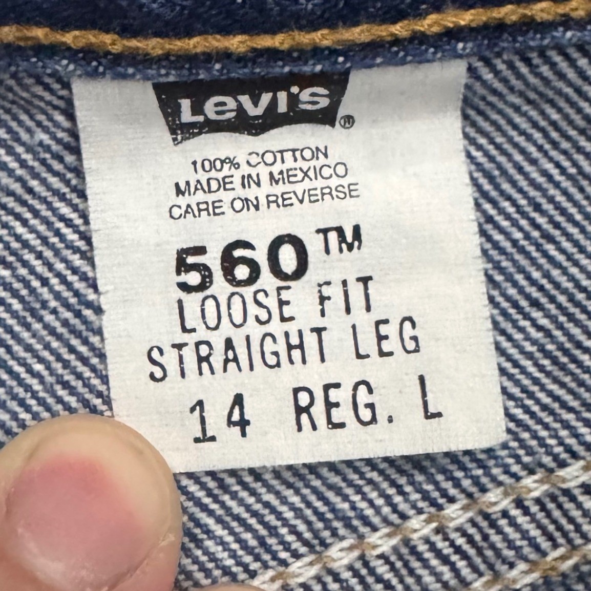 Vintage Levis 560 Loose Fit Straight Leg Jeans Dark Wash Womens 14 Cotton Y2K