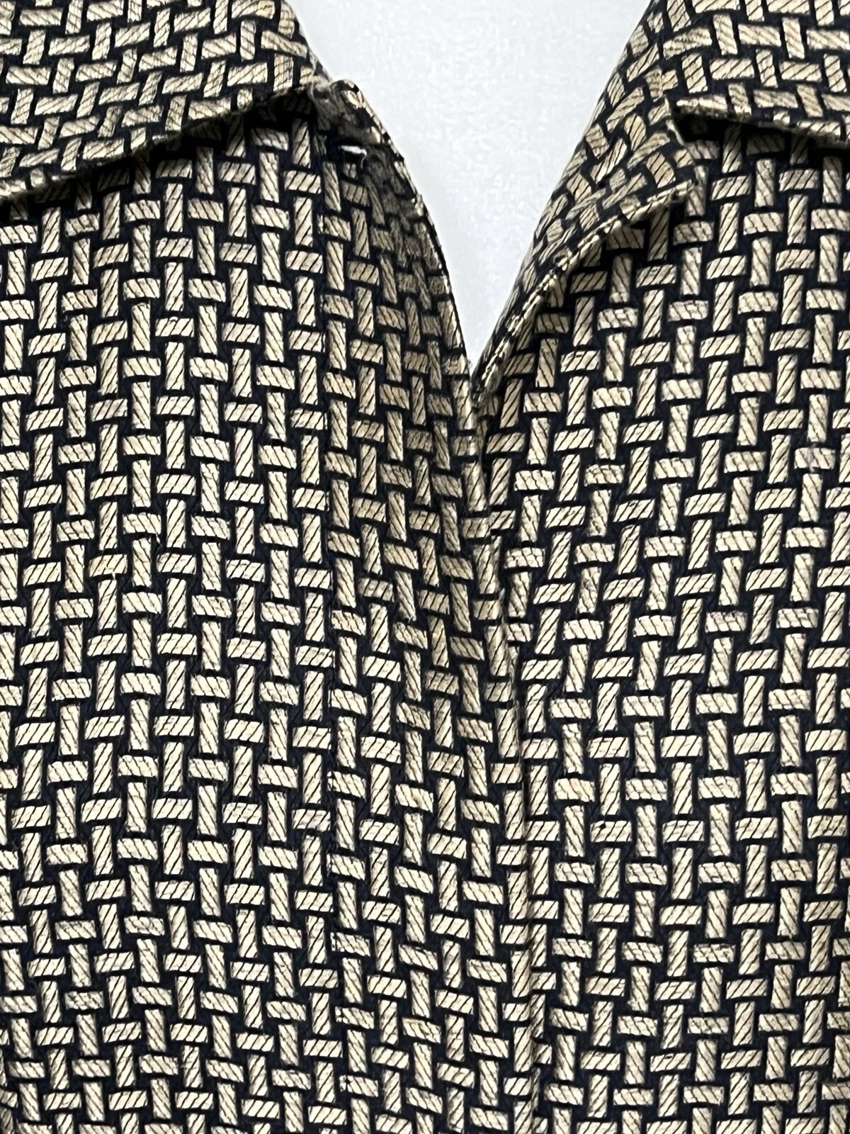 VTG Dana Buchman Black/Gold Geometric Pattern 2pc Jacket Sz Skirt Sz10P Suit