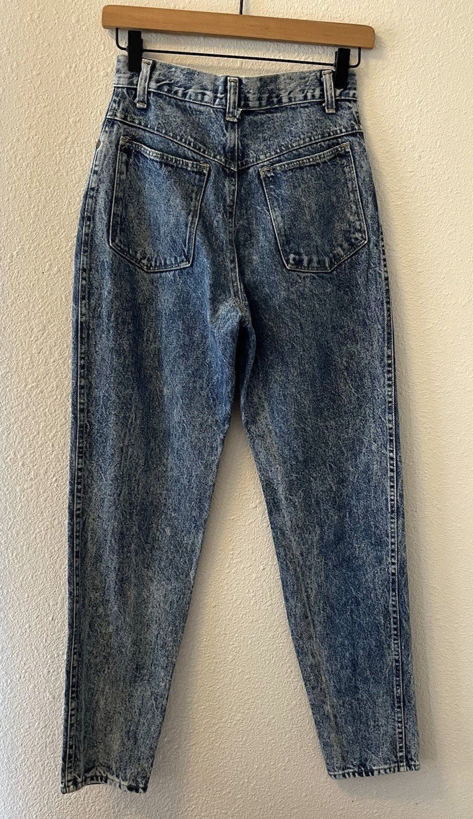 Vintage 80’s Women’s Jeans Acid Wash High Waisted Tapered 26 Waist Made In USA