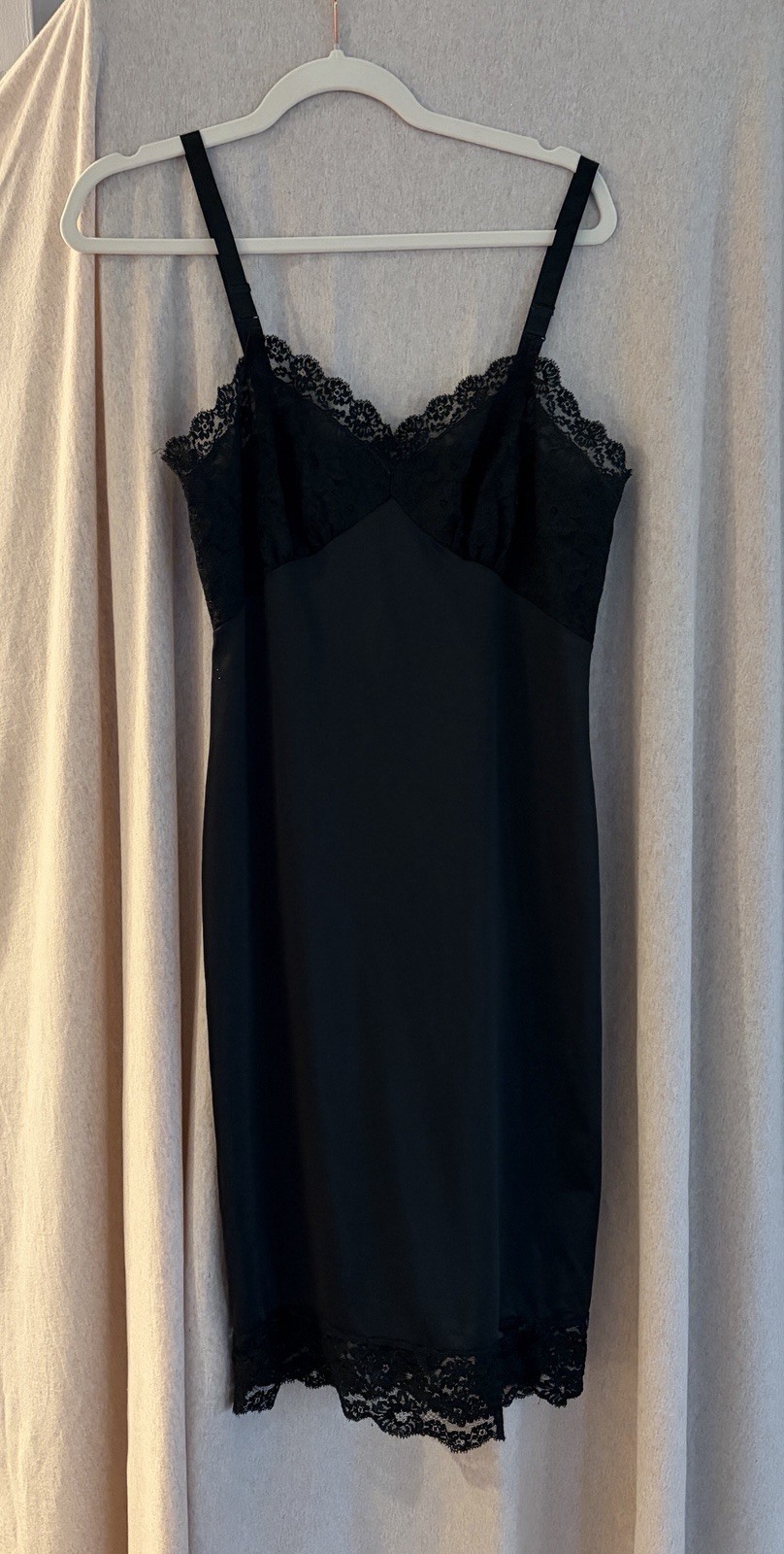 Vintage Adoria 1960’s Black Slip With Lace – Approx Size 34 Small