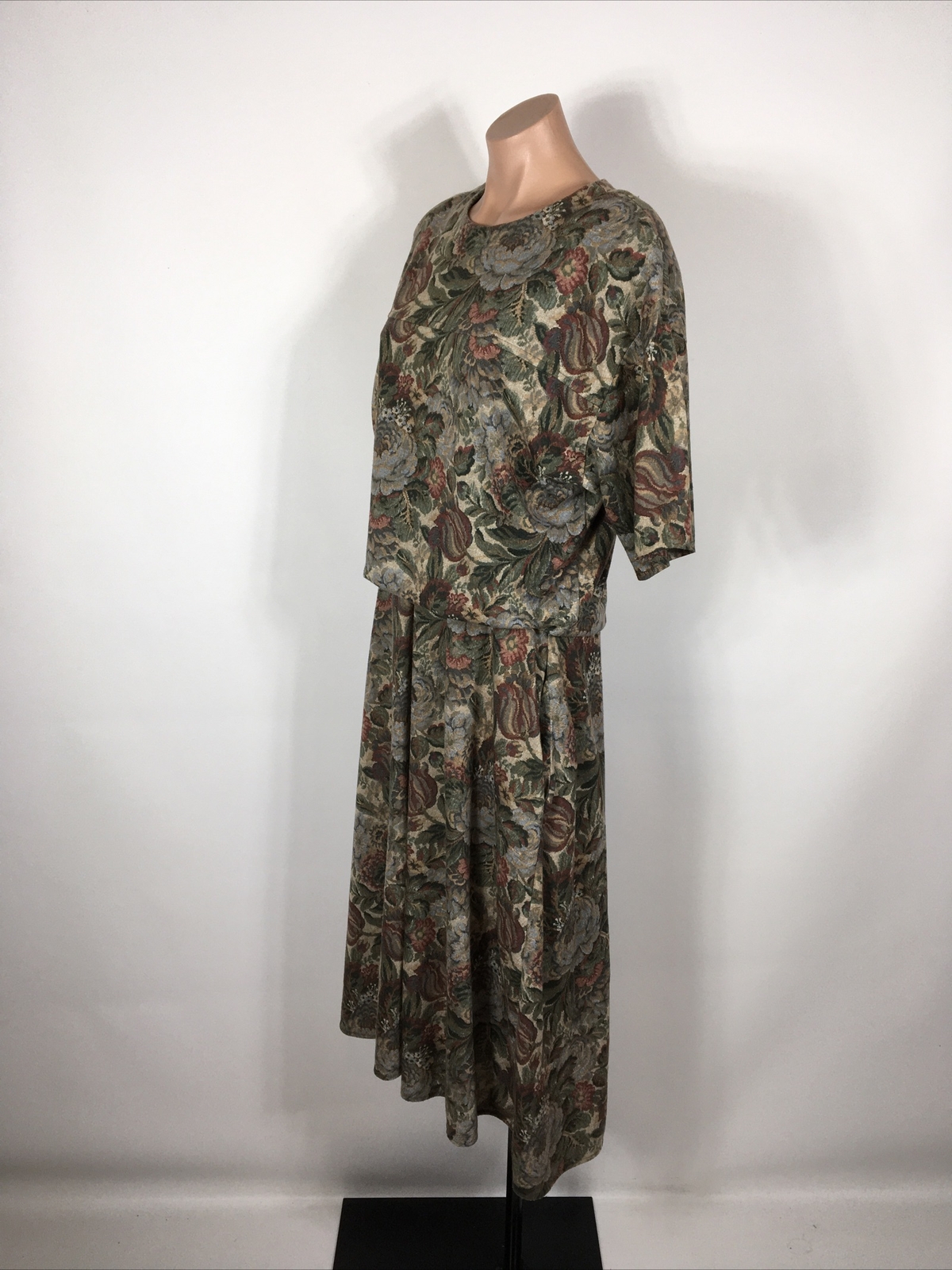 Vintage Gorgeous 80s 1980s FLORAL cottagecore Tapestry dress 14