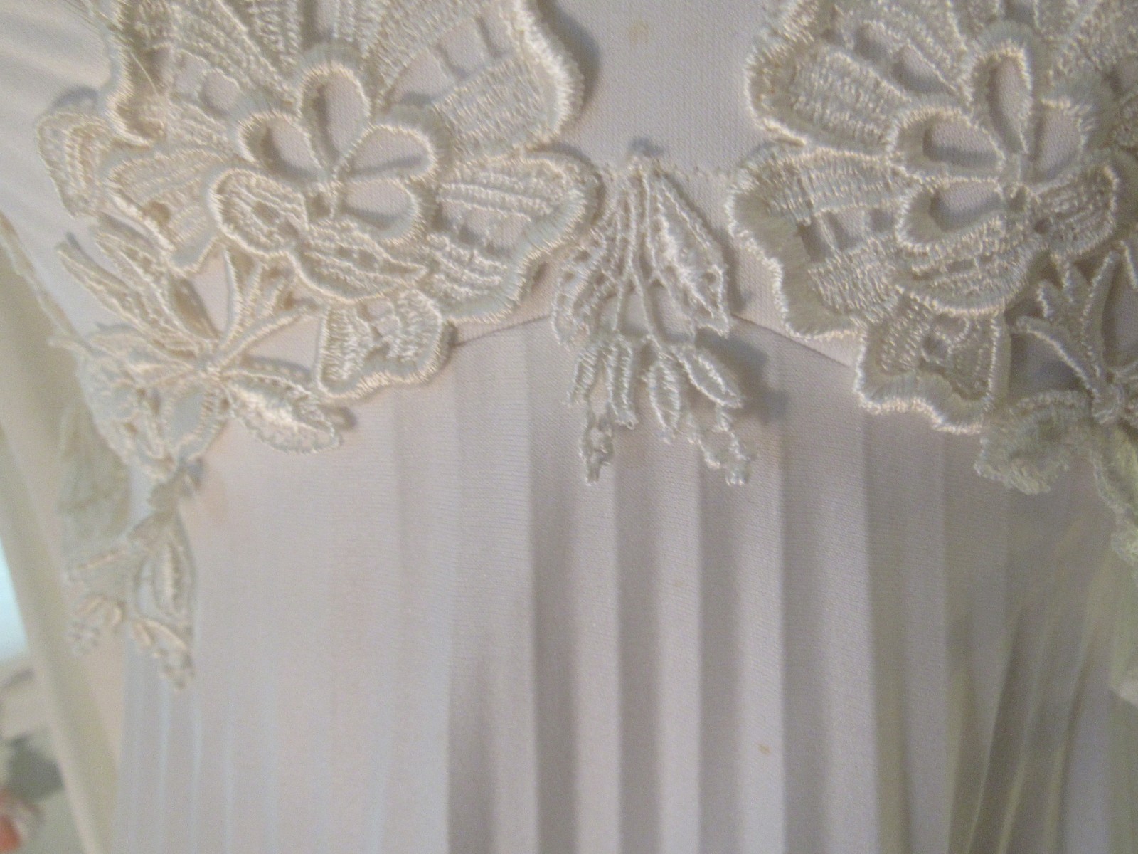Vintage 1970’s Wedding Dress/Veil Original Owner GVC