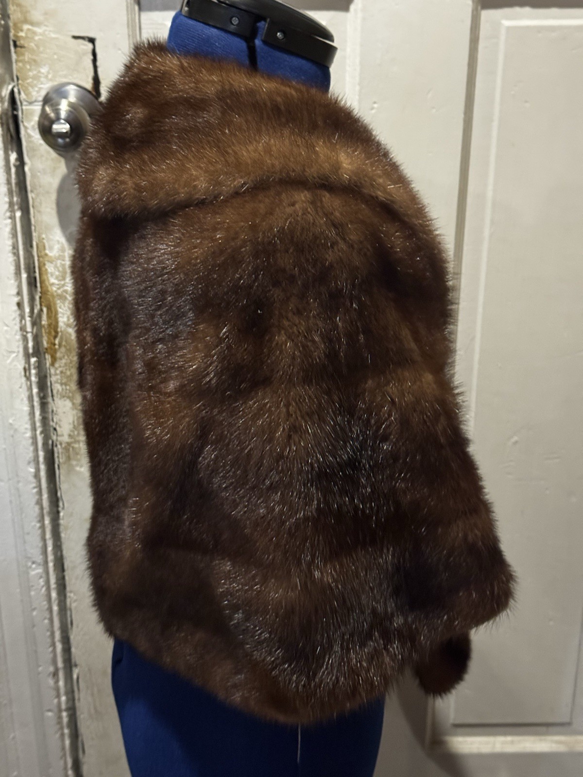 Chestnut Brown Fur Cape Capelet Vintage Couture Salon ML Stole