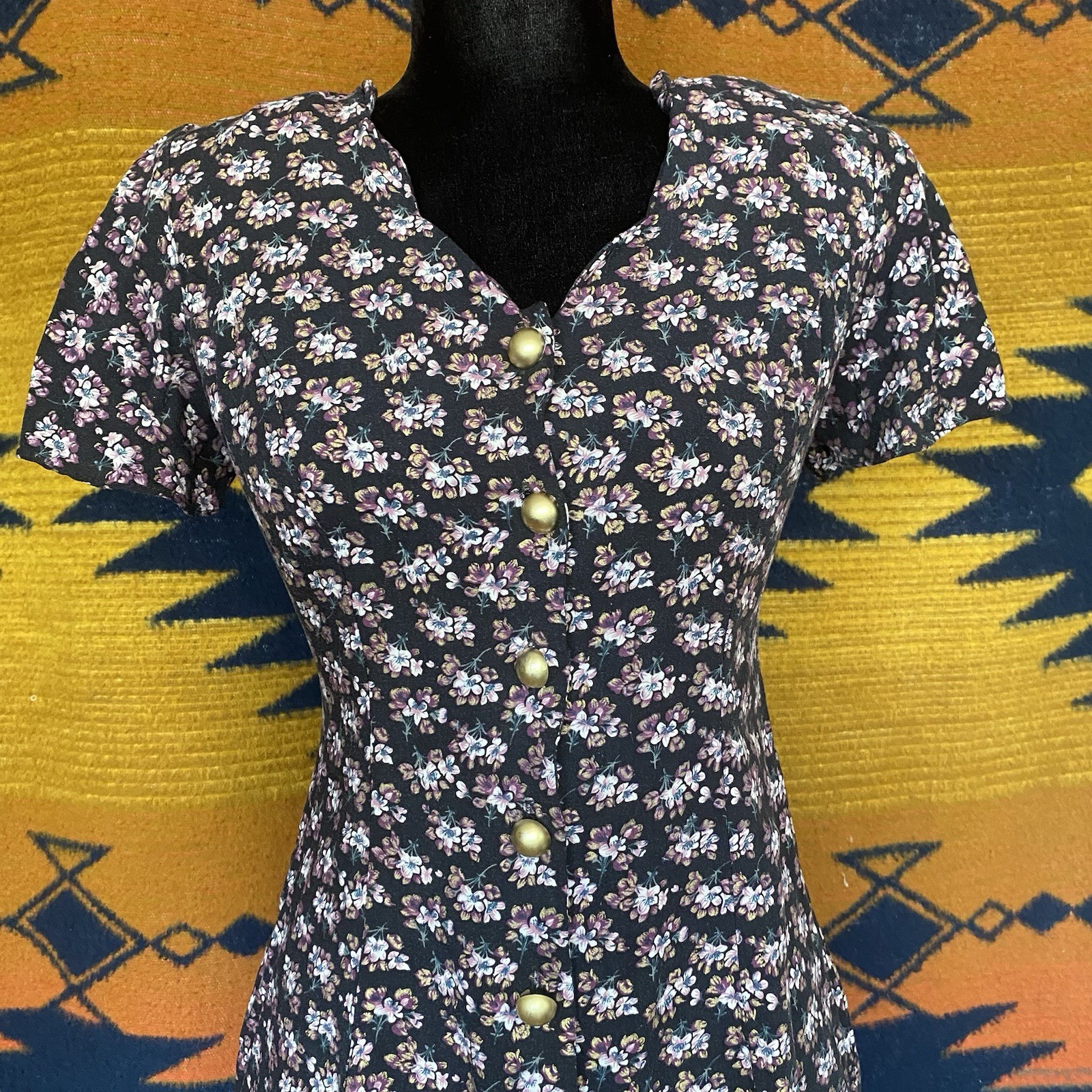 Vintage 90’s Caroline Wells Floral Midi Dress. Corset Back Tie. Rayon. Size 4.