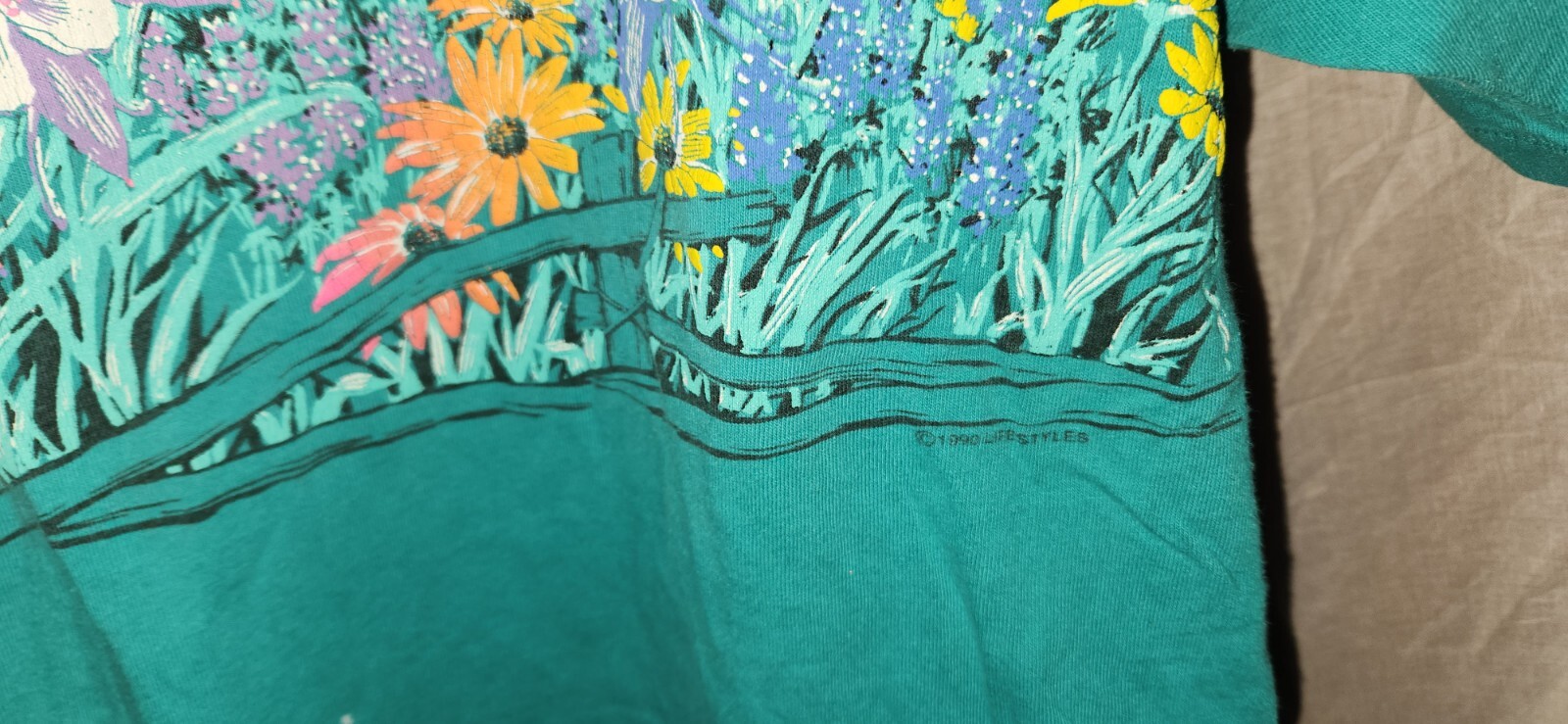 VTG Single Stitch Womens Lifestyles 1990 Tee Oneita USA M Flower Garden Wrap